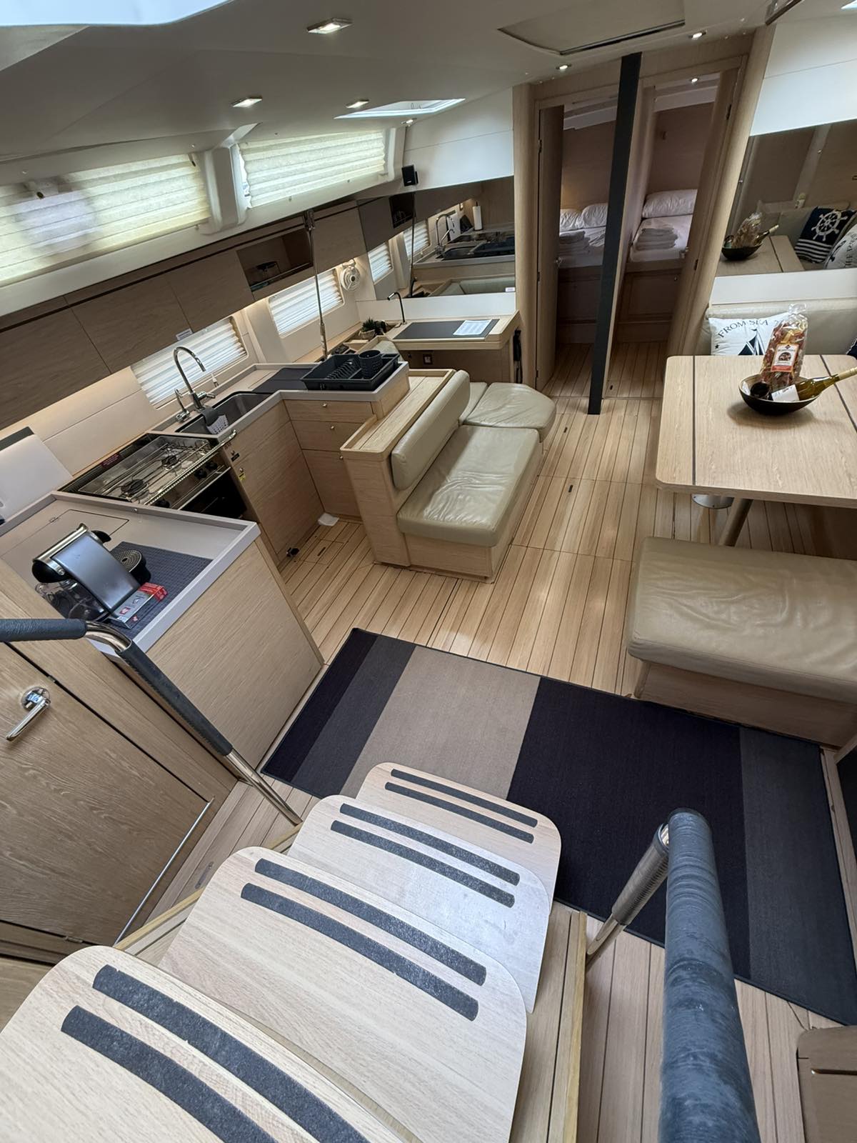 Oceanis 51.1 — photo 8