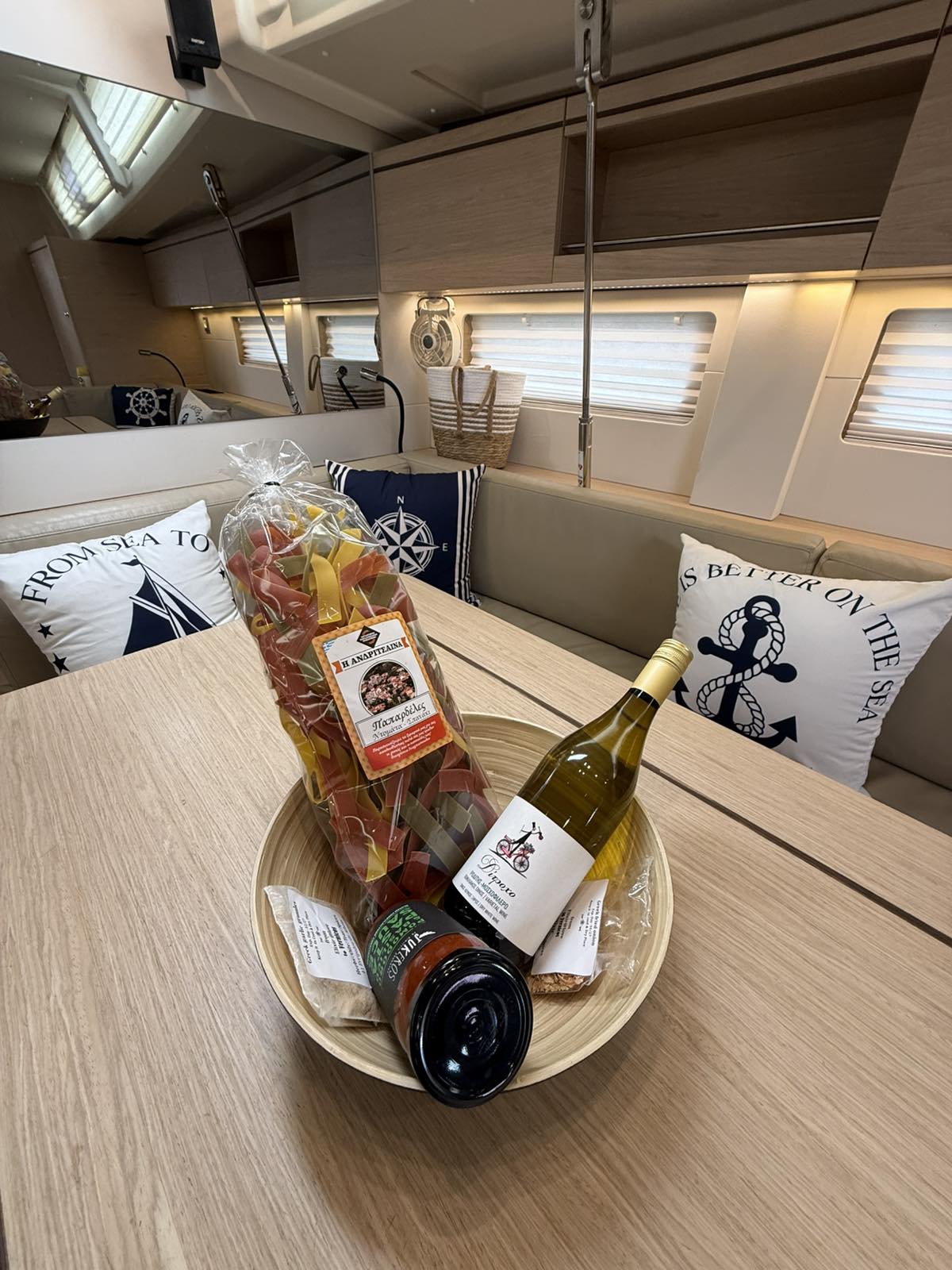 Oceanis 51.1 — photo 33