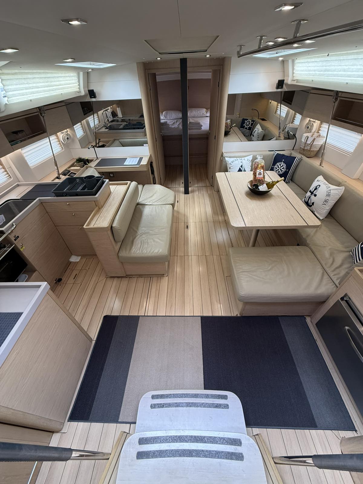 Oceanis 51.1 — photo 40