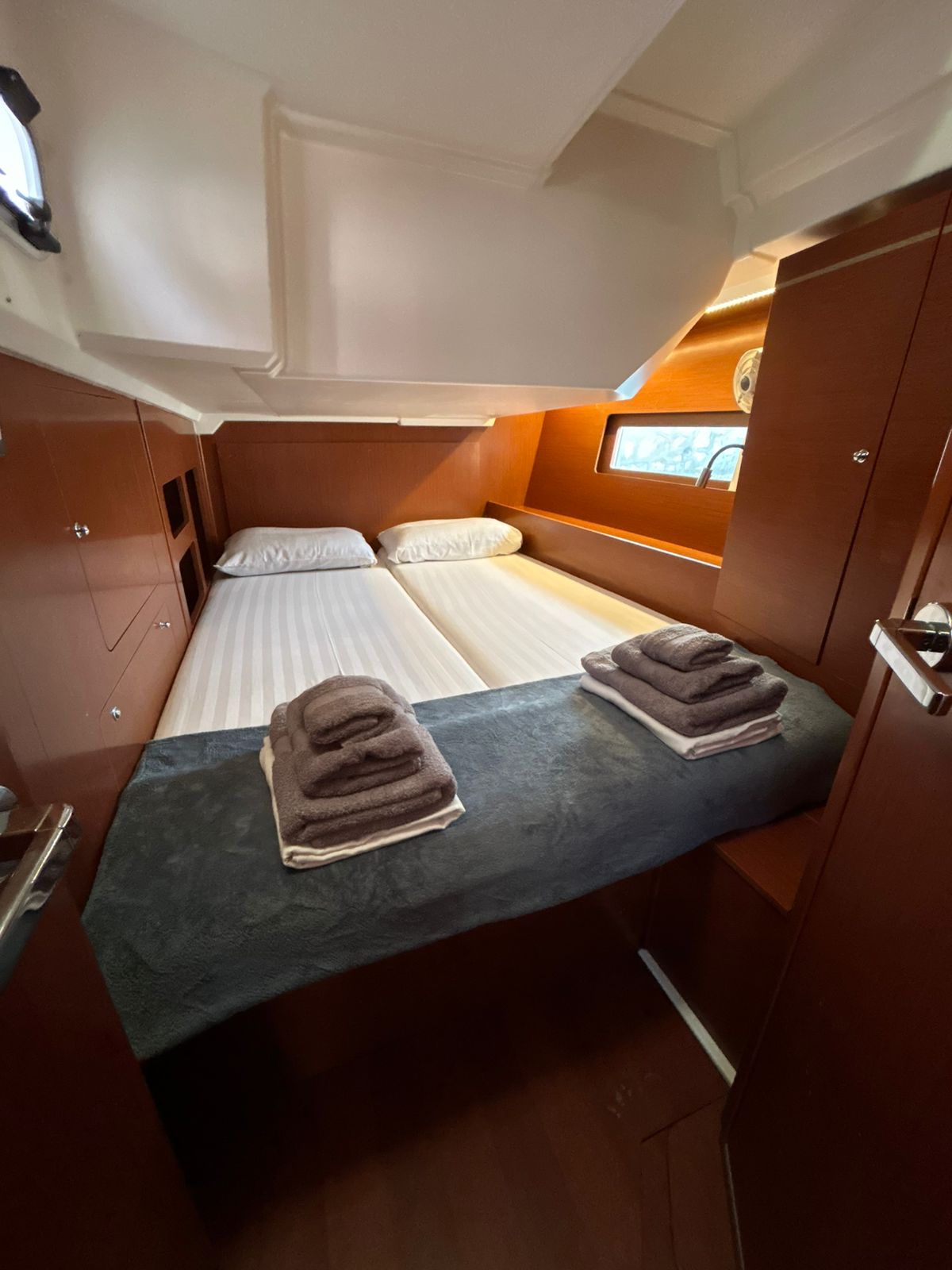 Oceanis 46.1 — photo 17