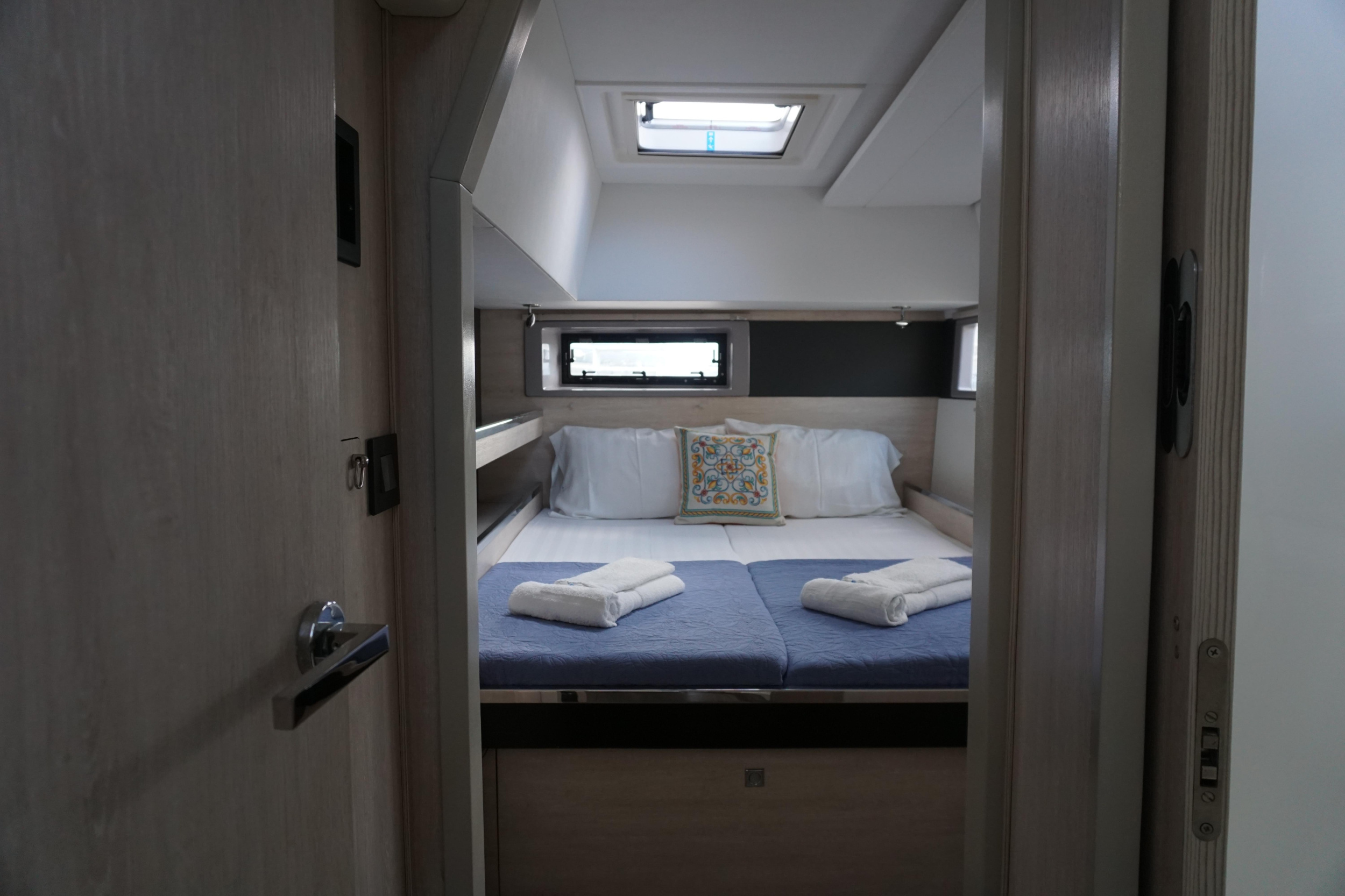 Leopard 45 — photo 11