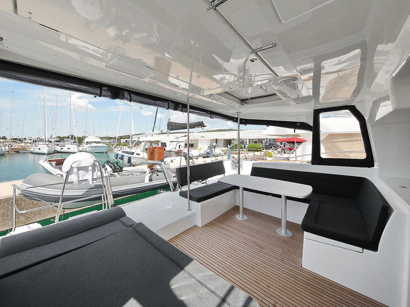 Lagoon 450 F — photo 23