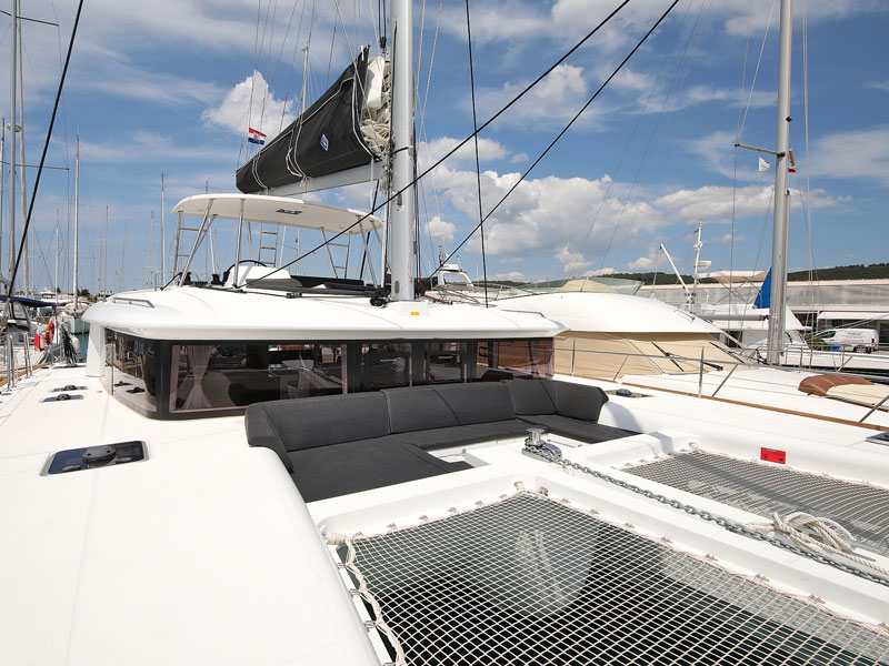 Lagoon 450 F — photo 42