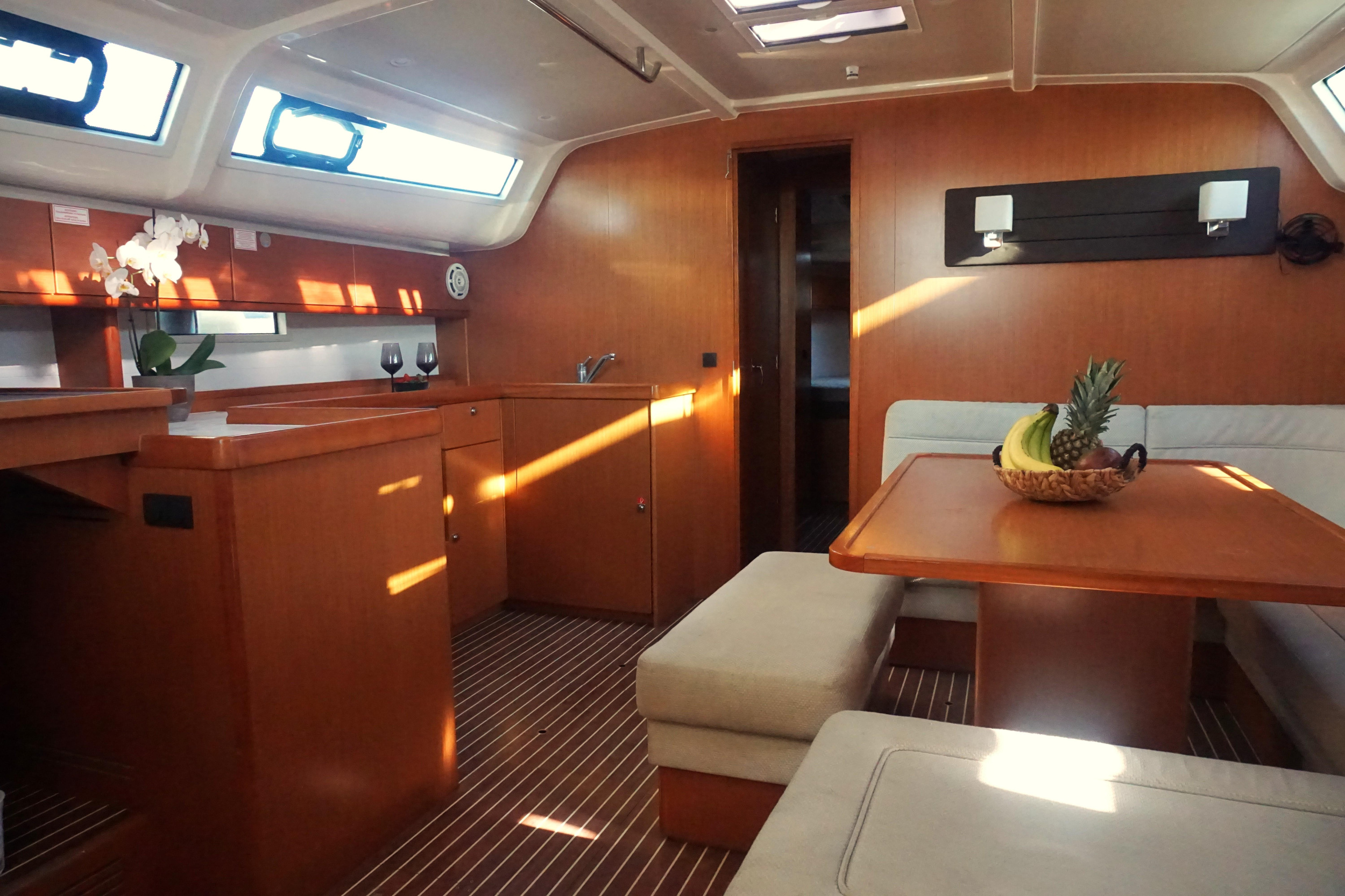 Bavaria Cruiser 51 — photo 7