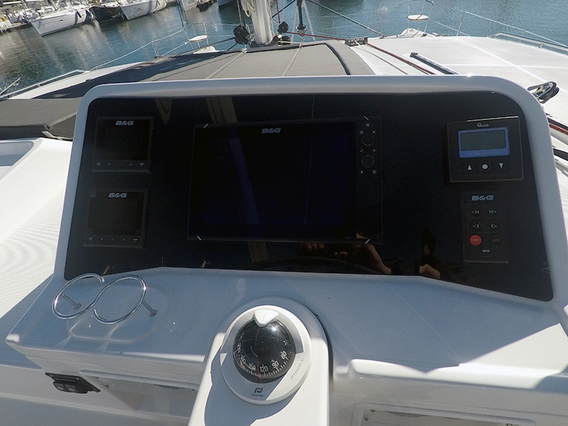 Lagoon 450 — photo 2