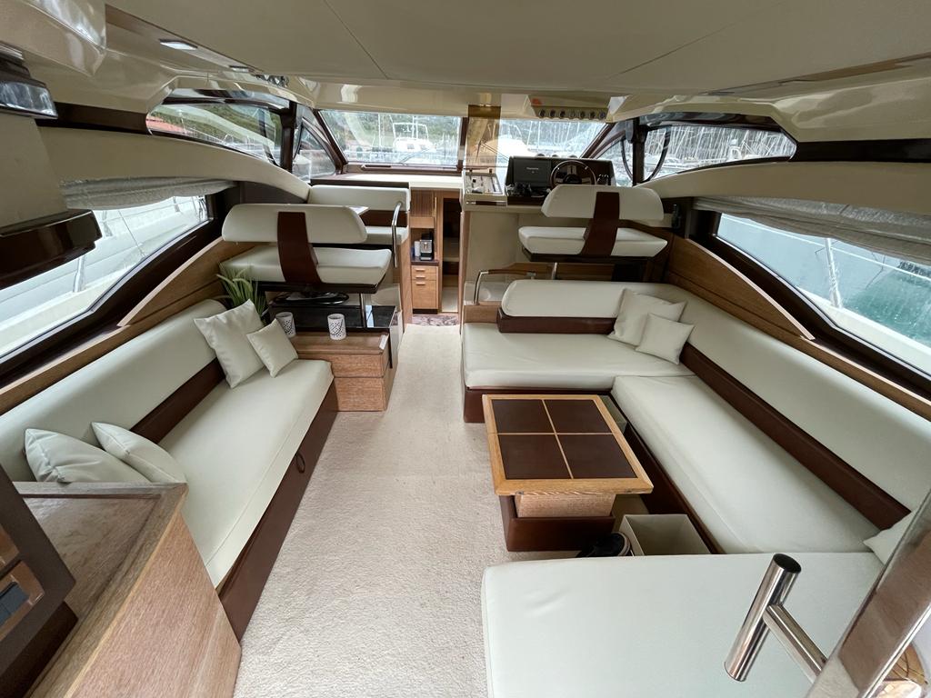 Azimut 47 — photo 13