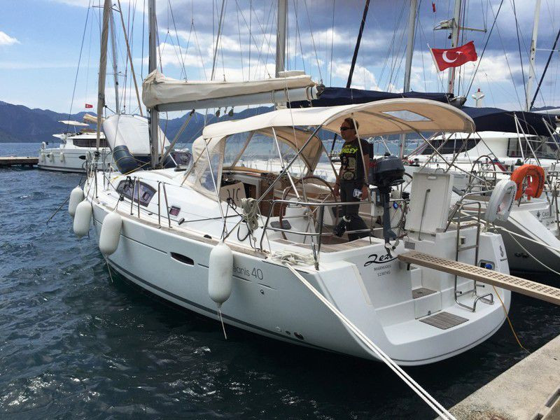 Oceanis 40 — photo 1