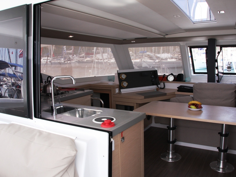 Lucia 40 — photo 2