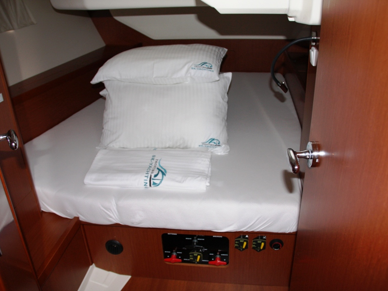 Oceanis 45 — photo 10