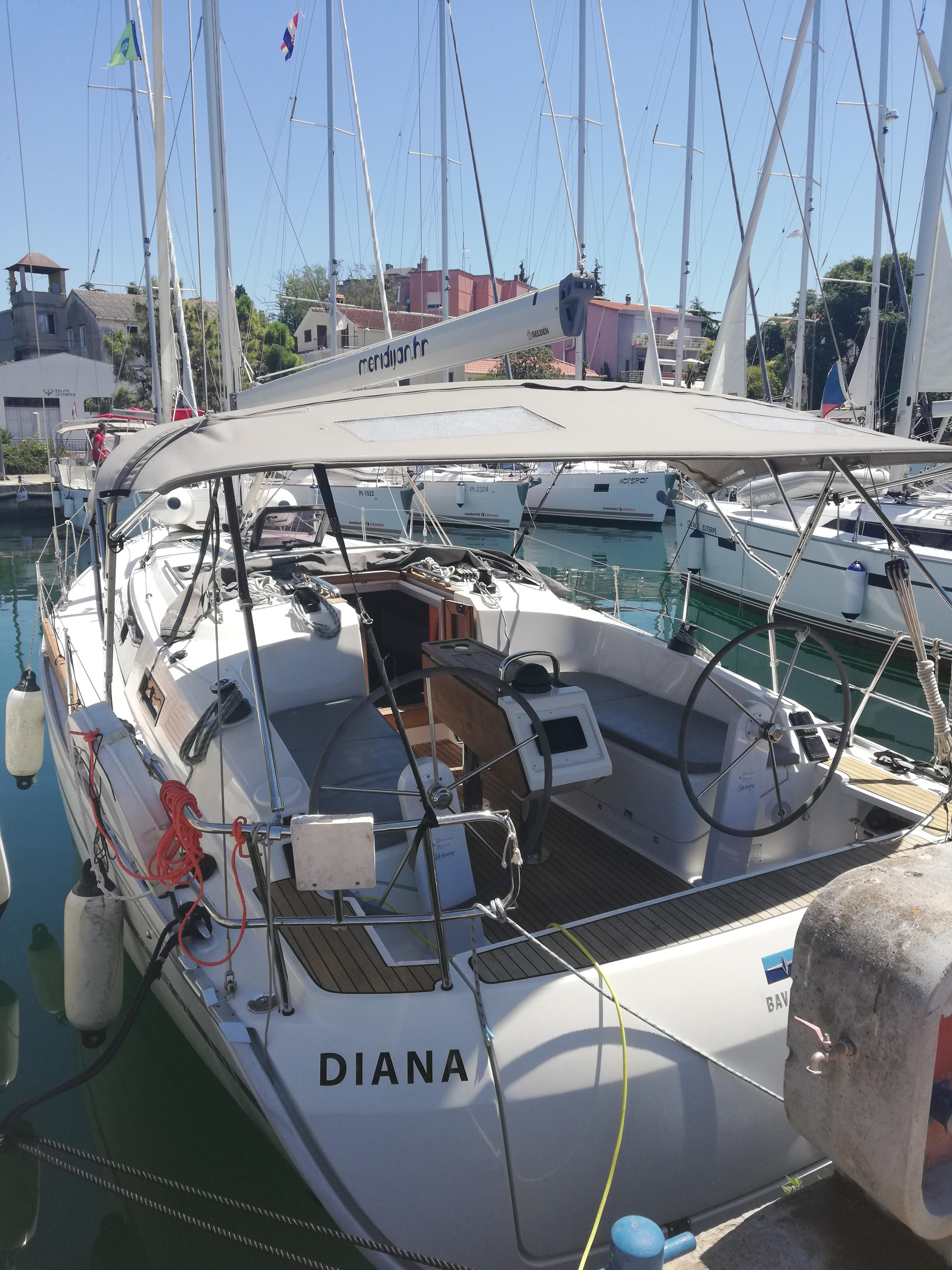 Bavaria Cruiser 37 — photo 8