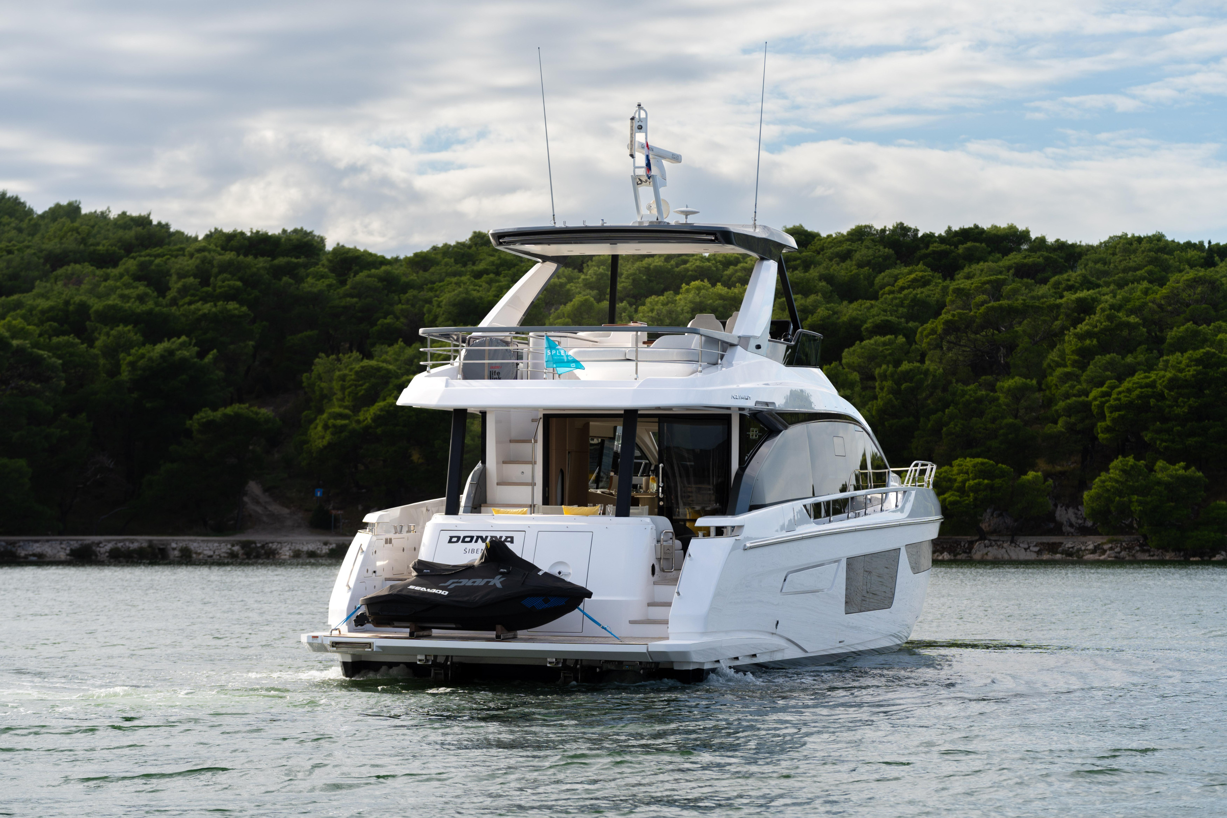 Azimut 68 Fly — photo 73
