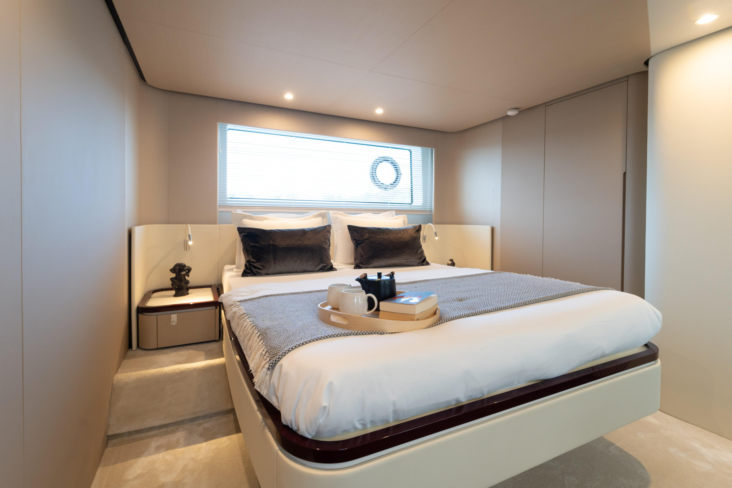 Azimut 68 Fly — photo 78
