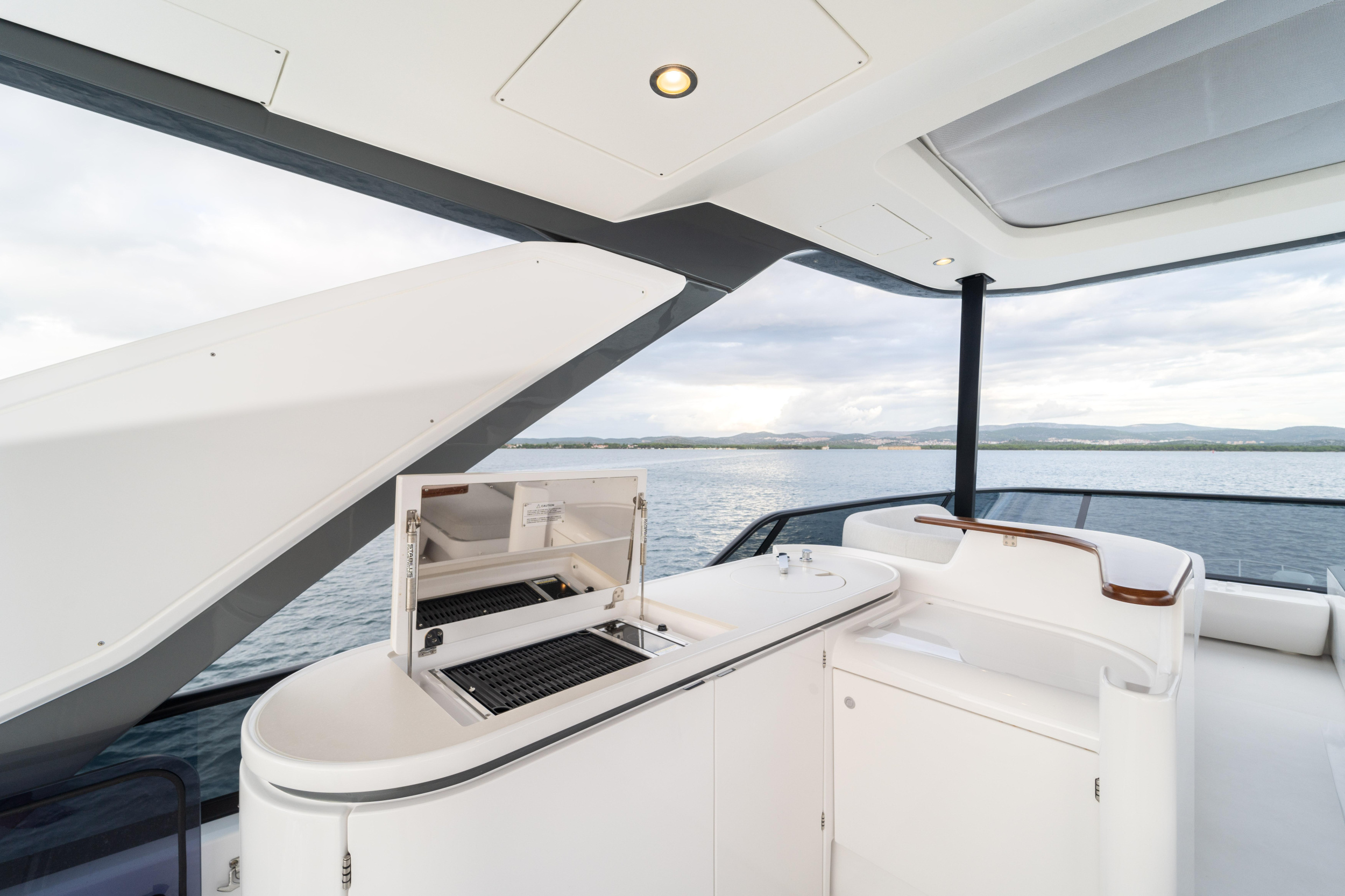 Azimut 68 Fly — photo 106