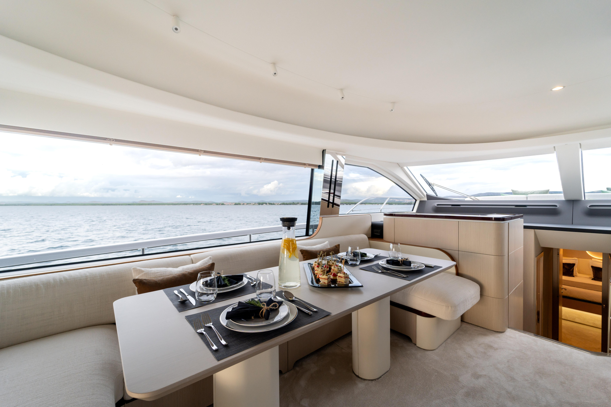 Azimut 68 Fly — photo 68