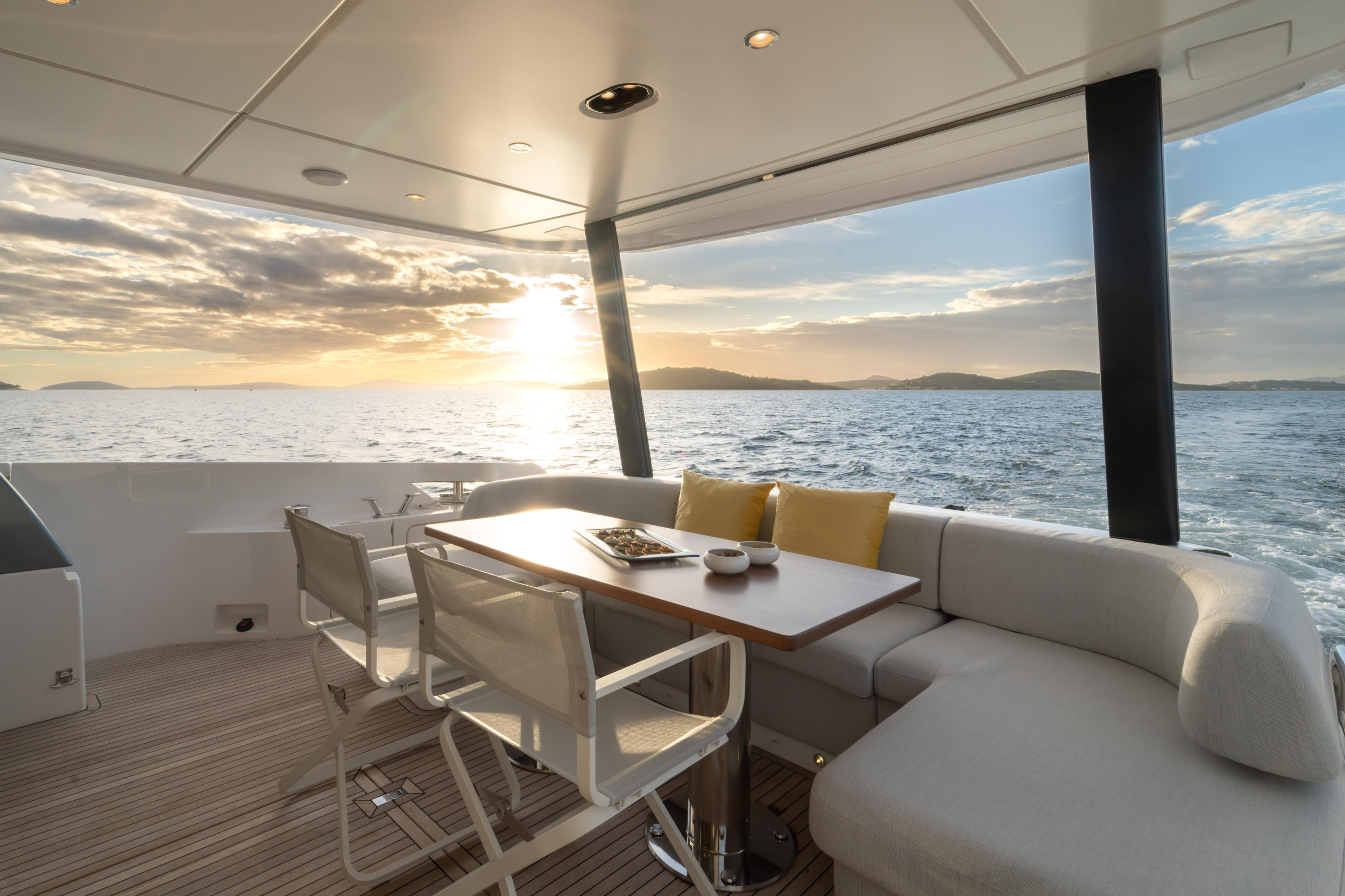 Azimut 68 Fly — photo 105