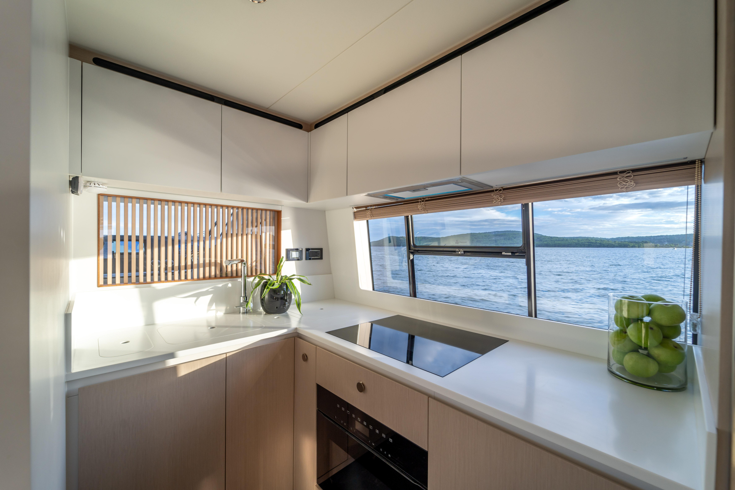 Azimut 68 Fly — photo 62