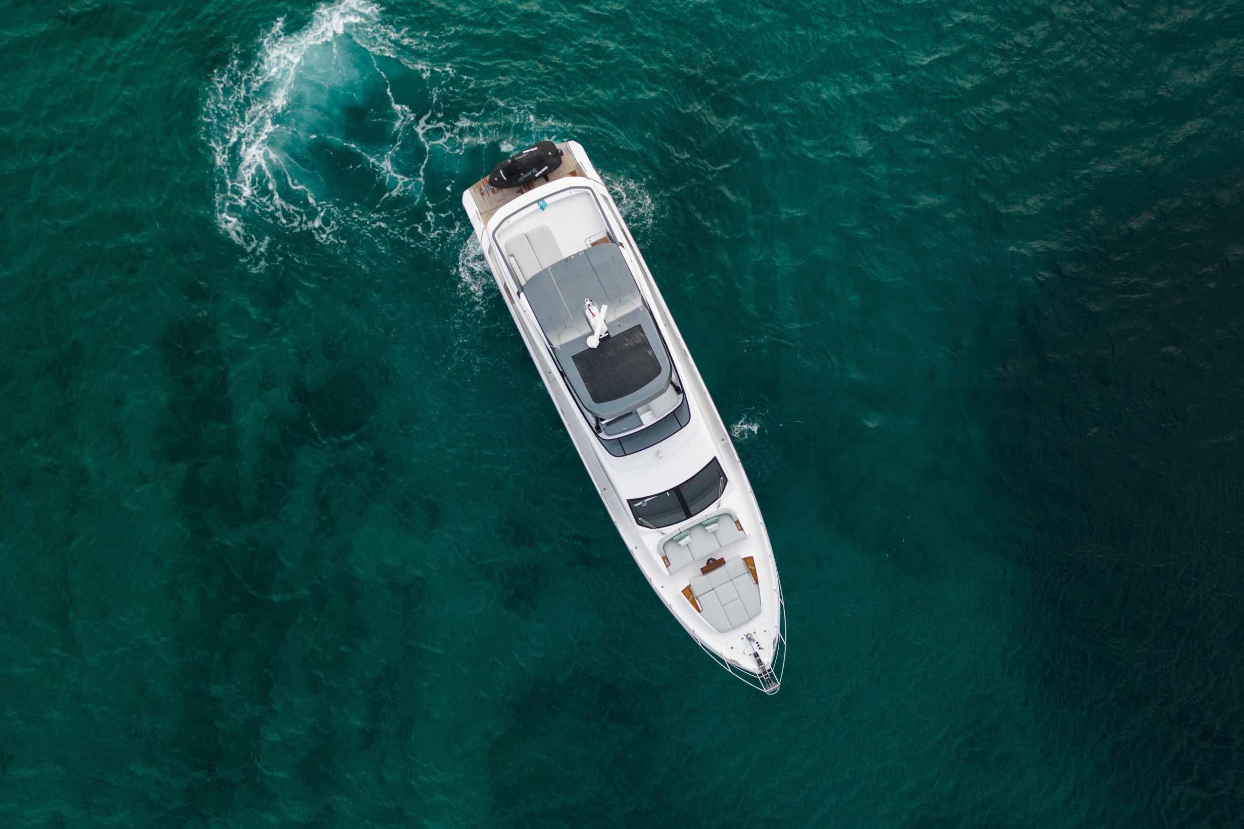 Azimut 68 Fly — photo 96