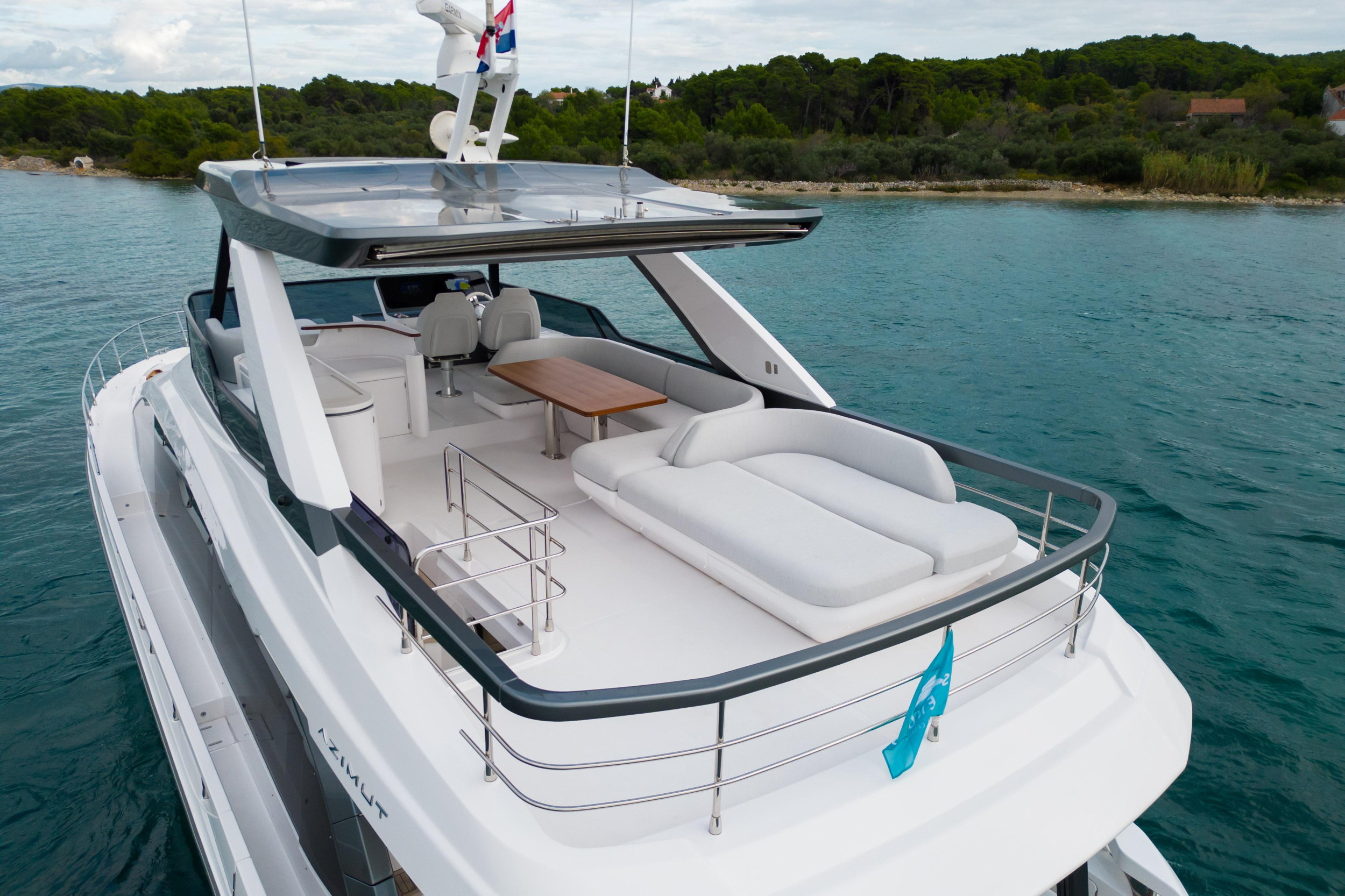 Azimut 68 Fly — photo 12