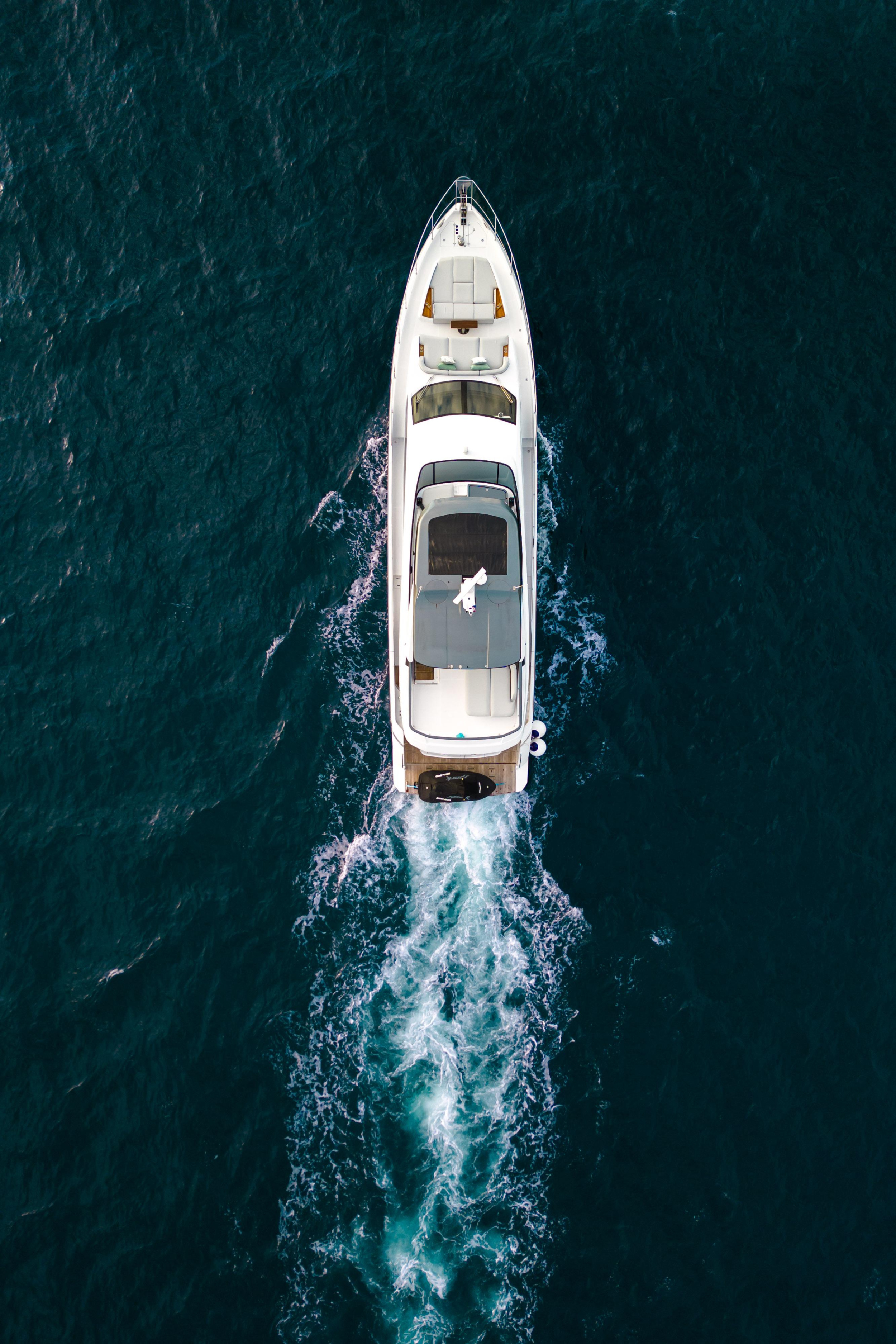 Azimut 68 Fly — photo 103