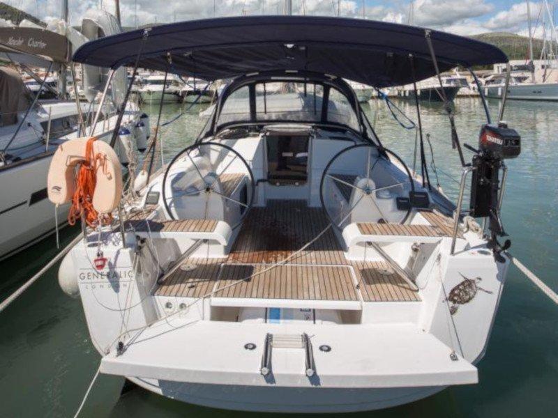 DUFOUR 310 — photo 2