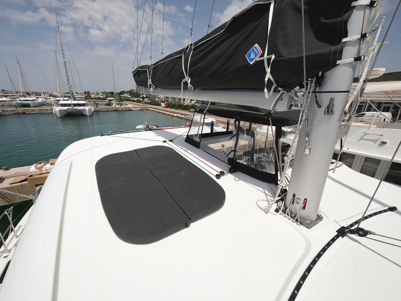 Lagoon 42 — photo 23
