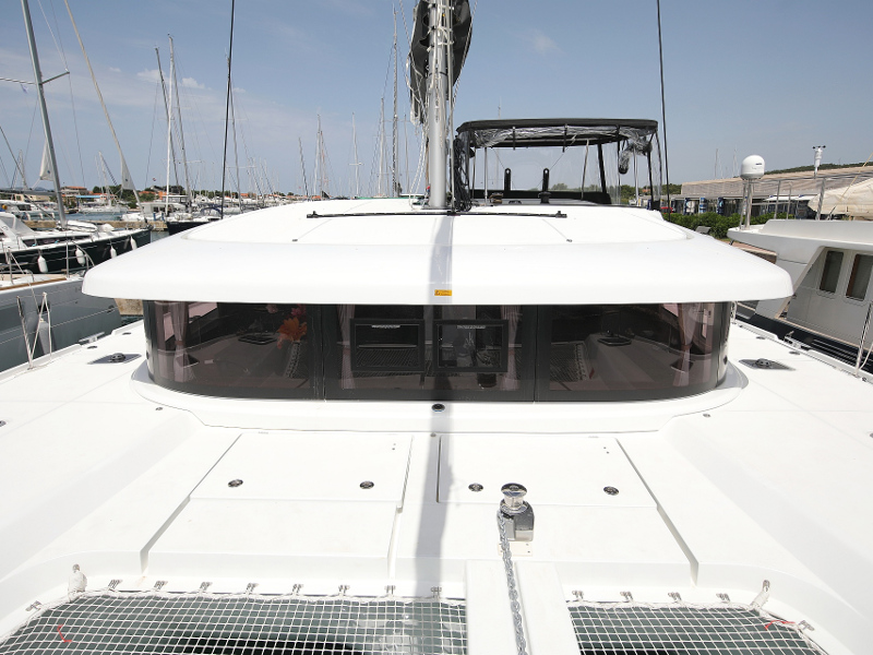 Lagoon 42 — photo 105