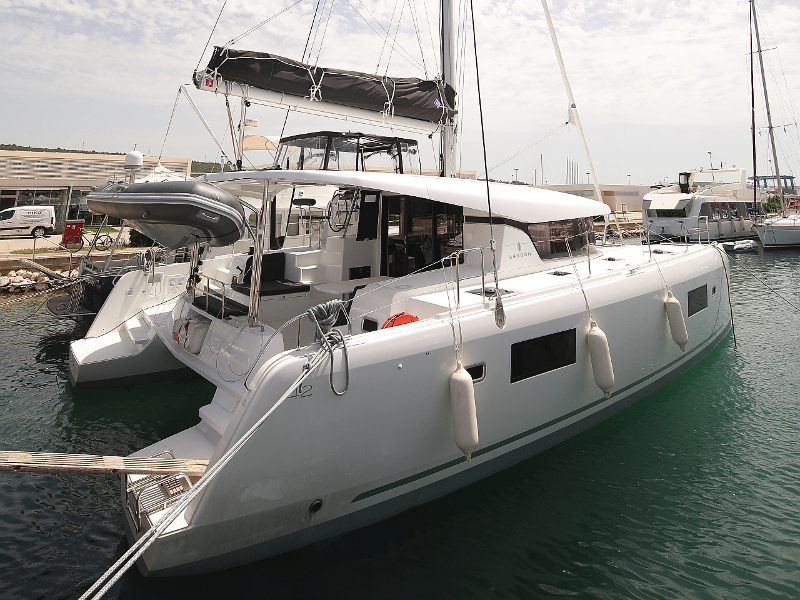 Lagoon 42 — photo 44