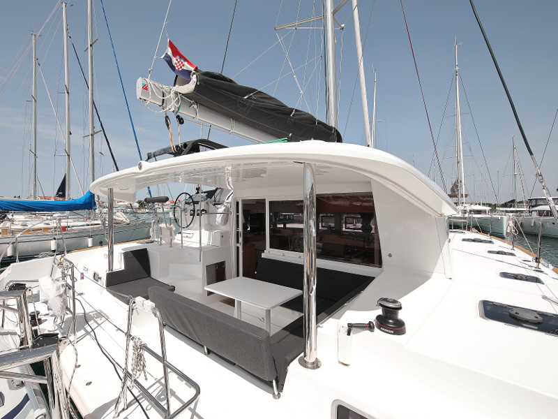Lagoon 400 S2 LTD EDITION — photo 41