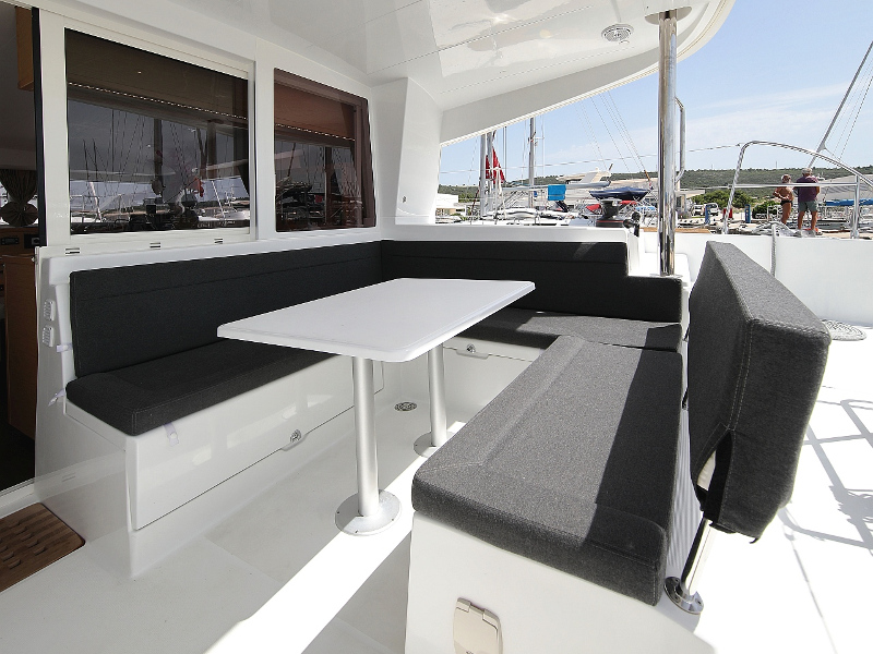 Lagoon 400 S2 LTD EDITION — photo 66