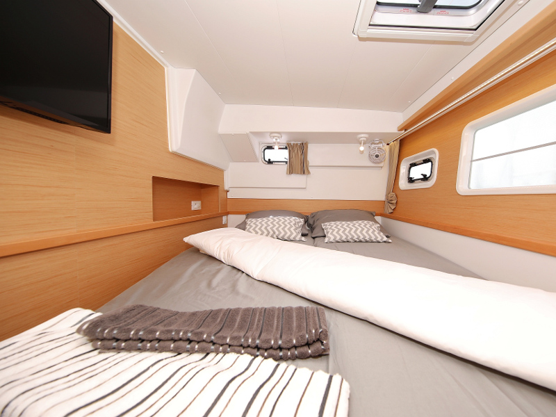 Lagoon 400 S2 LTD EDITION — photo 80