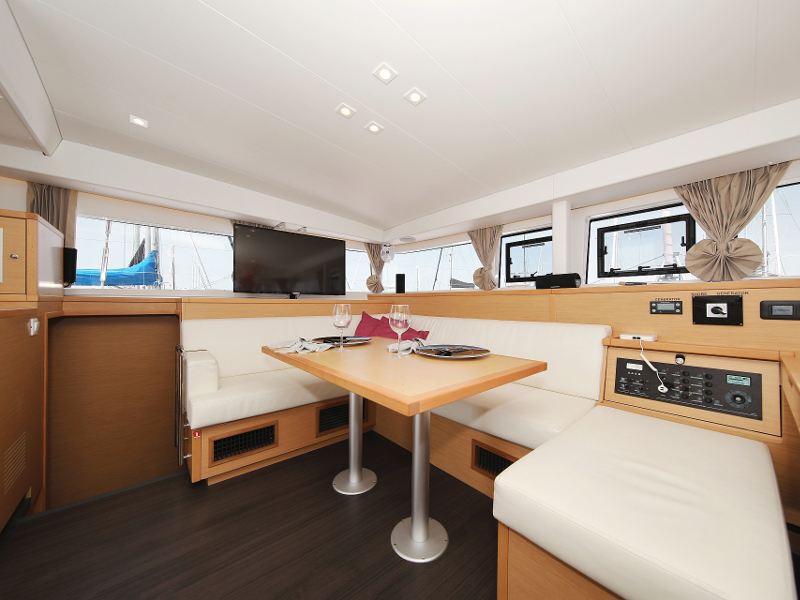 Lagoon 400 S2 LTD EDITION — photo 79