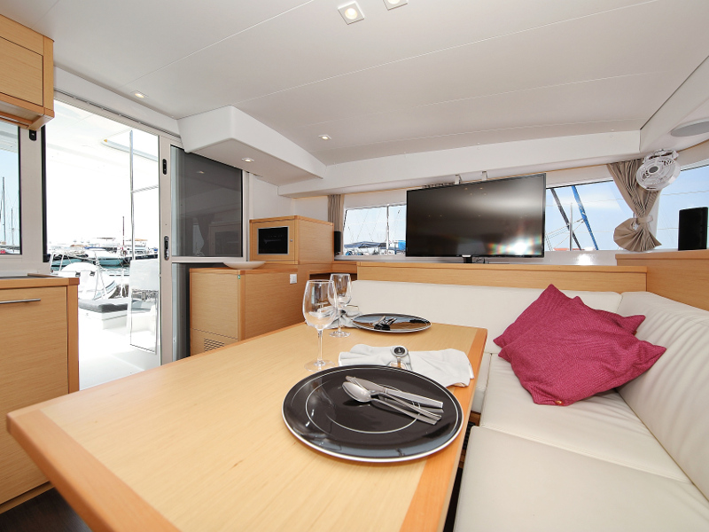 Lagoon 400 S2 LTD EDITION — photo 81