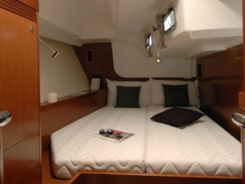 Oceanis 50 Family — photo 4