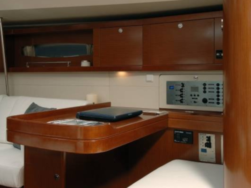 Oceanis 50 Family — photo 11