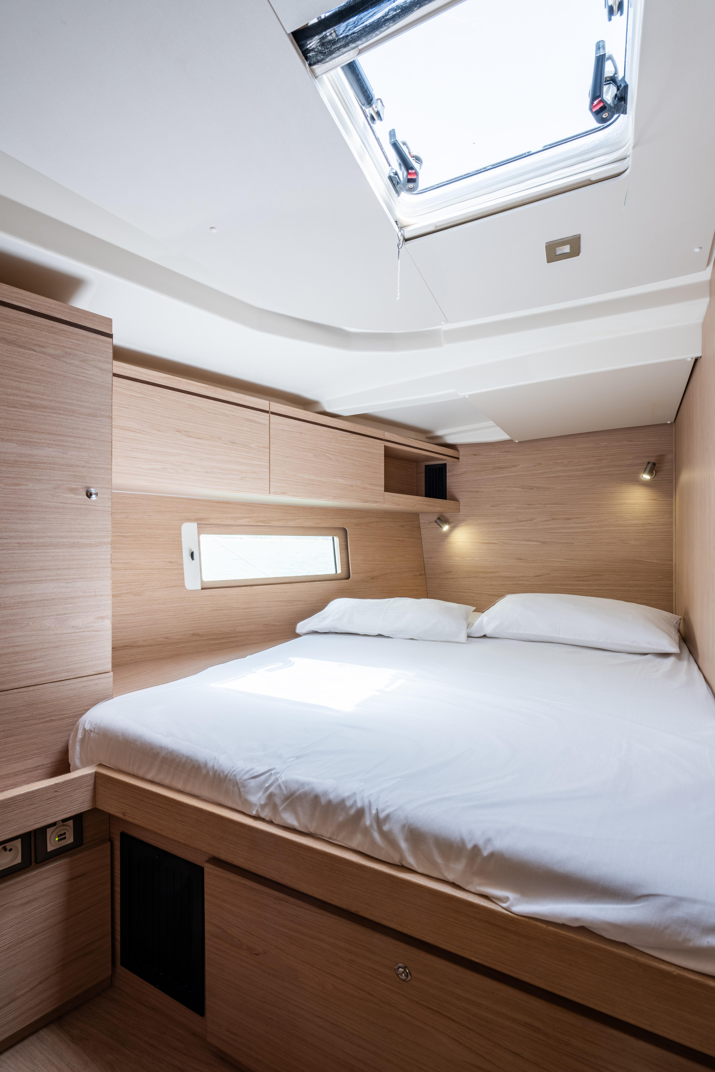 Oceanis 51.1 — photo 3