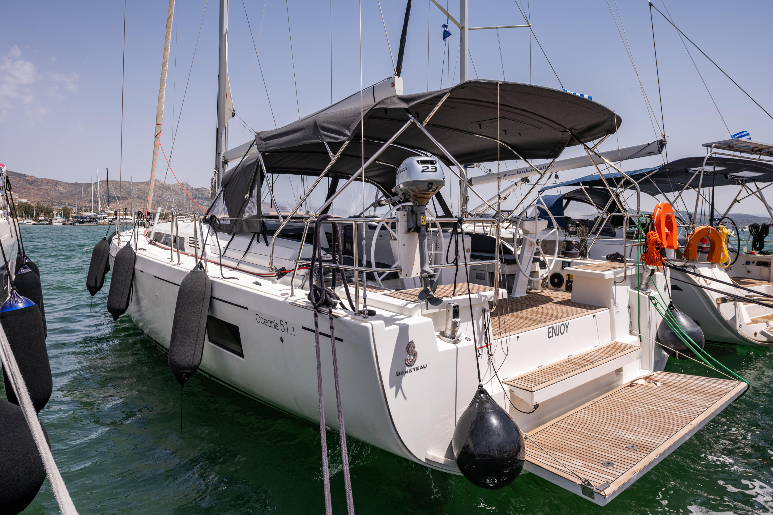 Oceanis 51.1 — photo 14