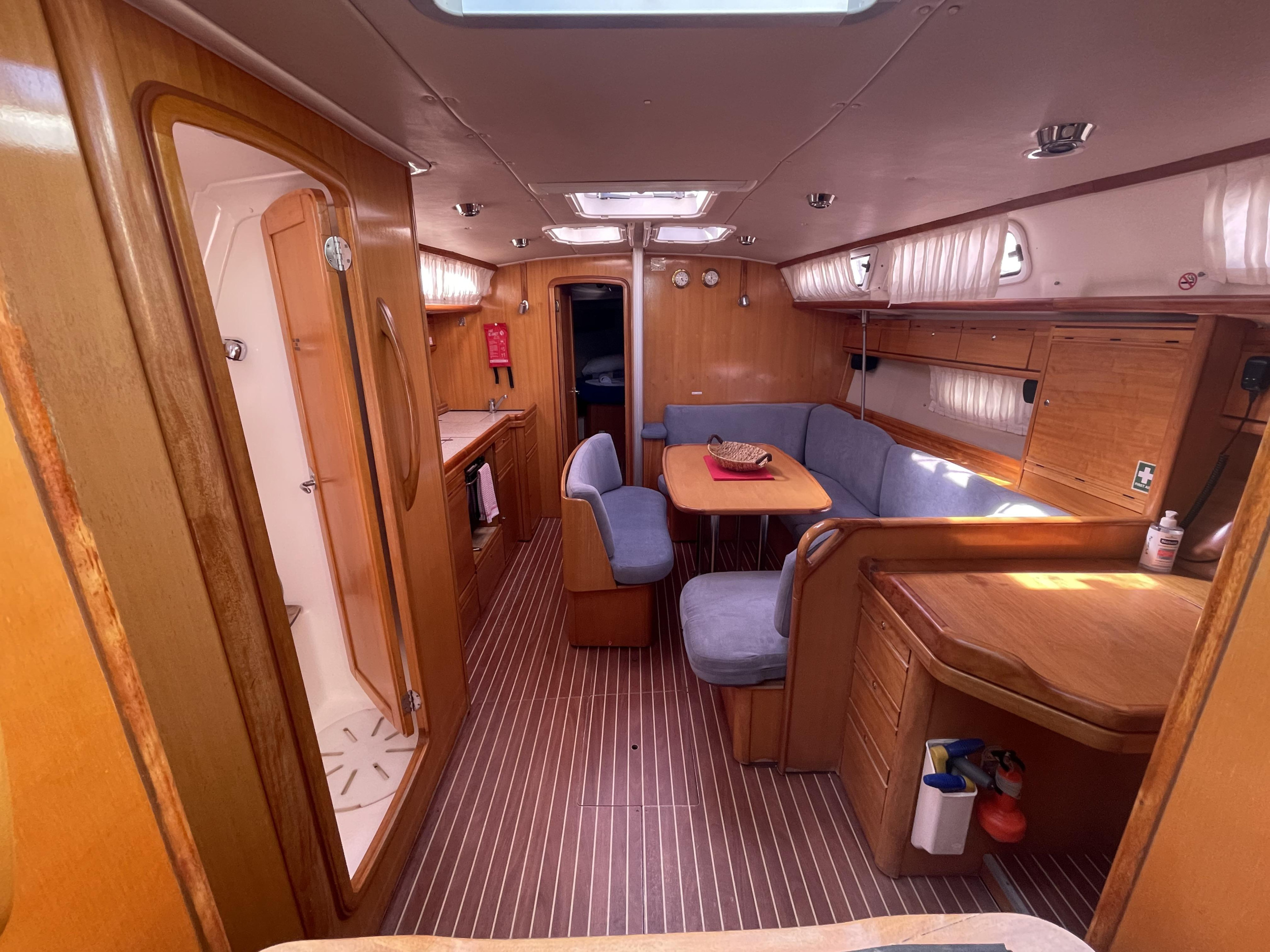 Bavaria 40 Cruiser — photo 2