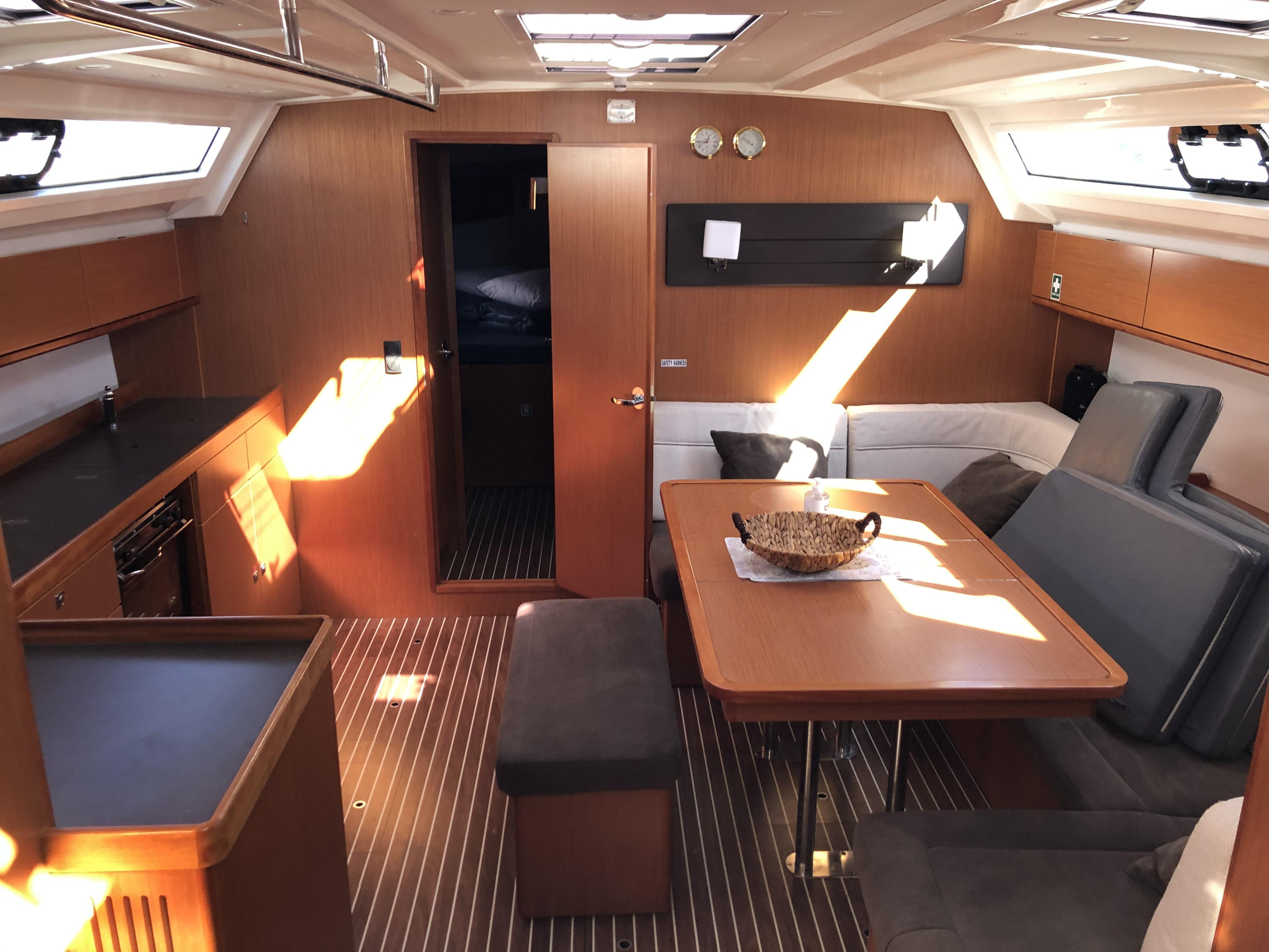 Bavaria Cruiser 46 — photo 4