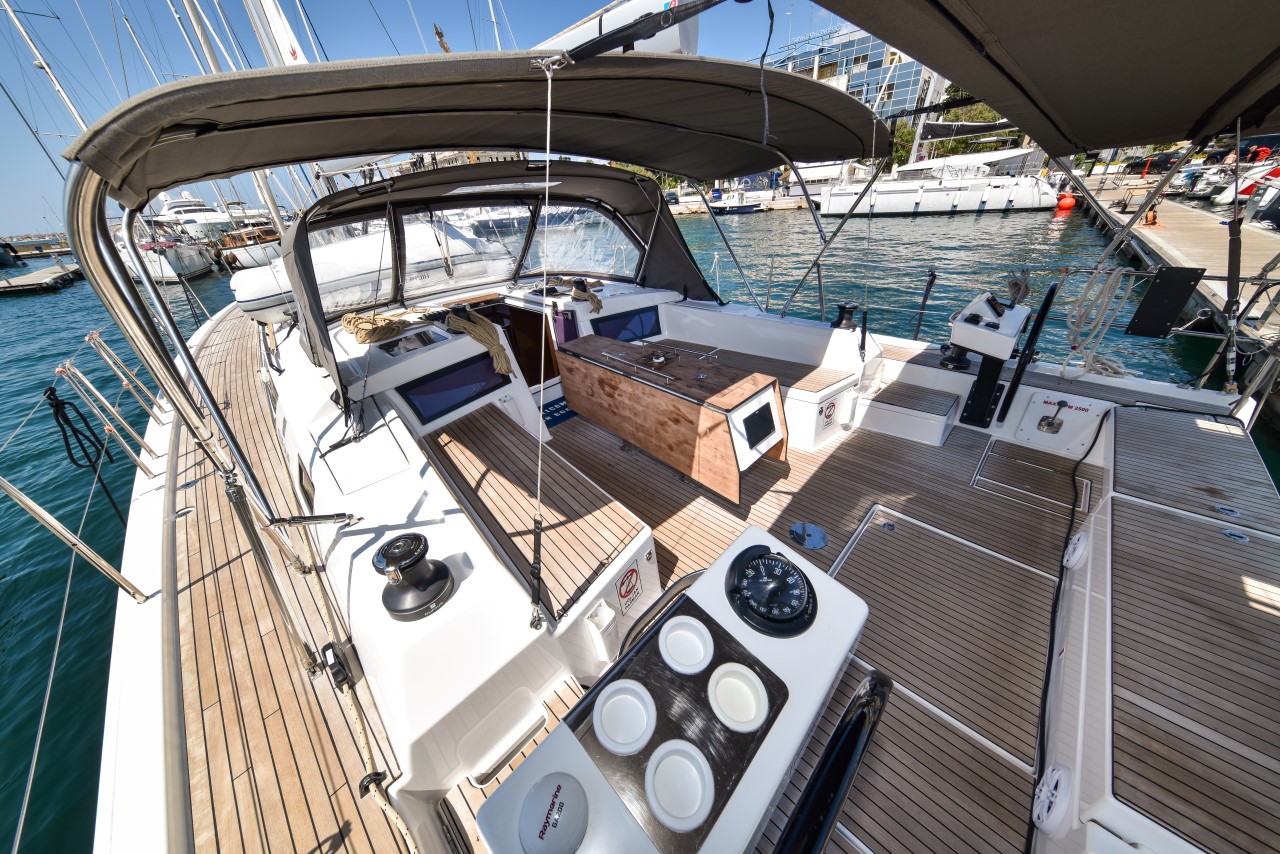 Dufour 470 — photo 12