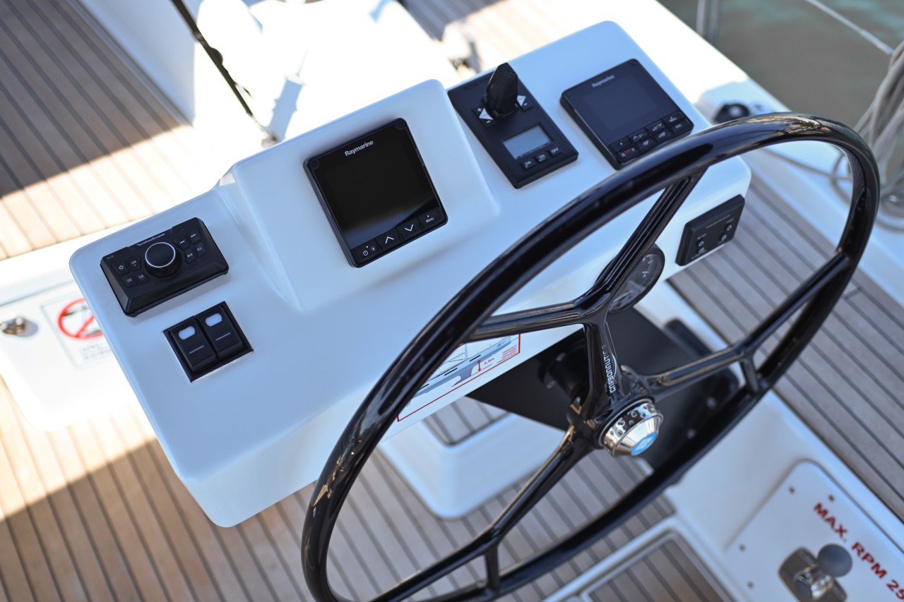 Dufour 470 — photo 28