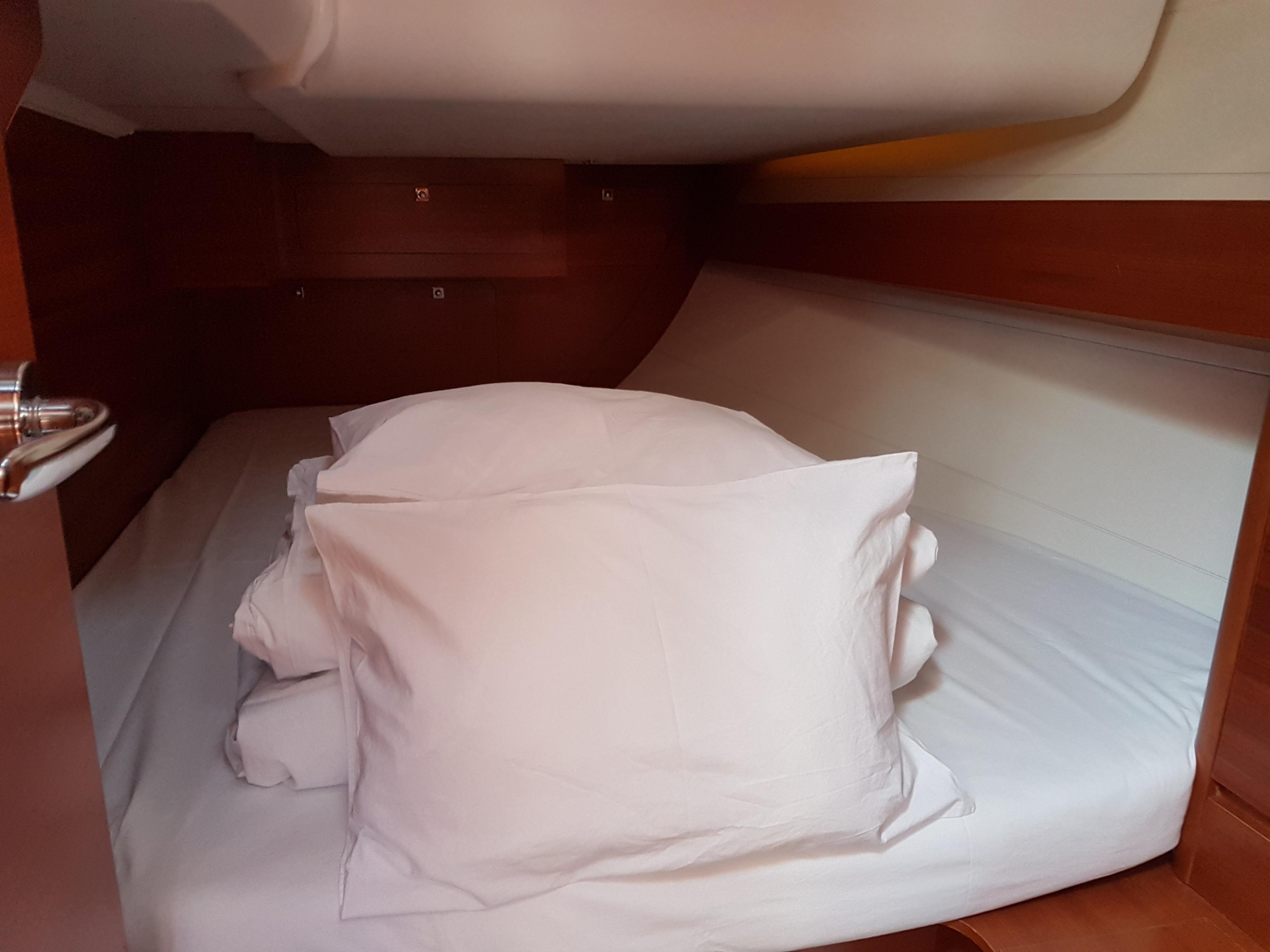 Dufour 382 Grand Large — photo 9