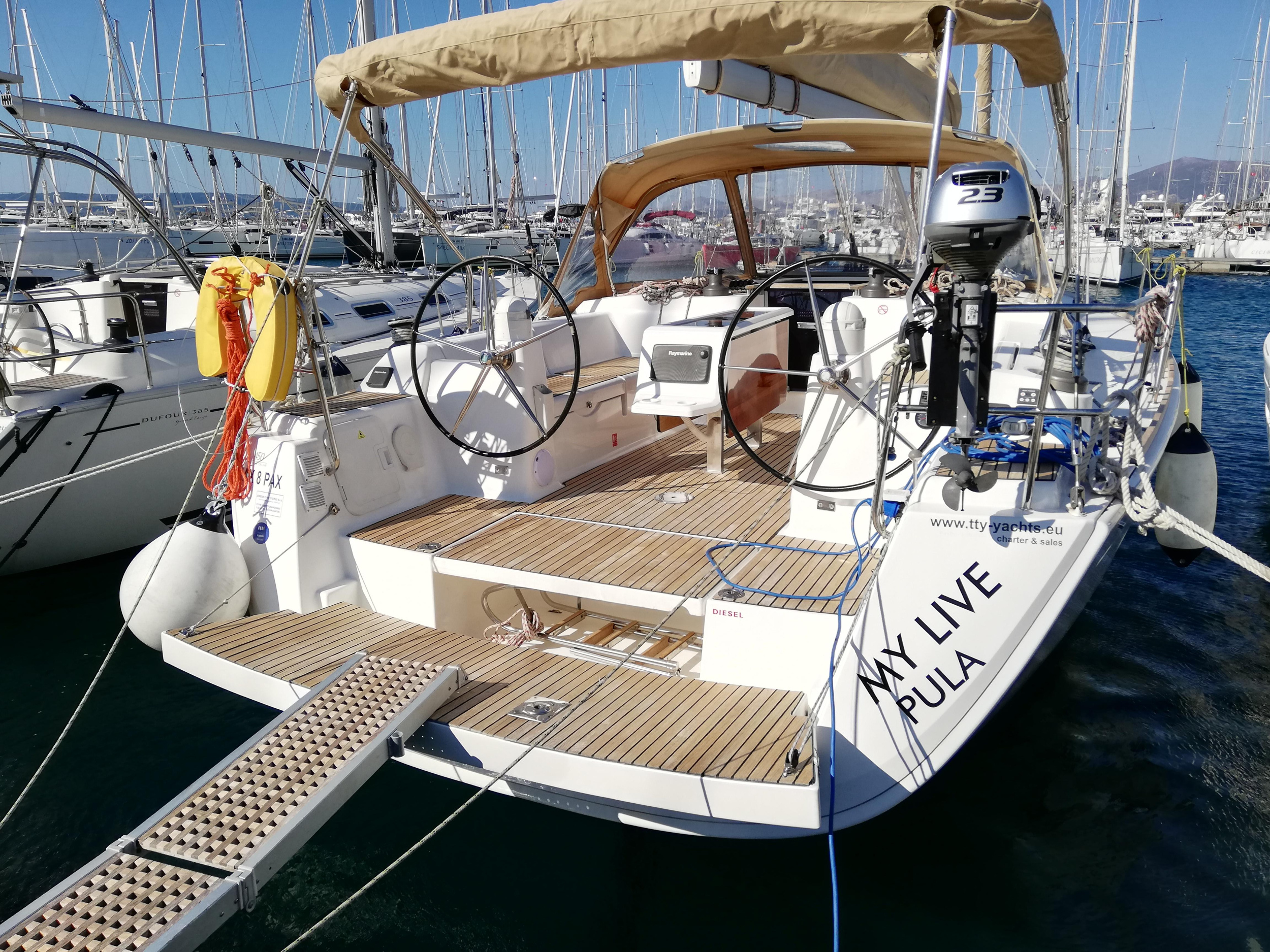 Dufour 450 Owner version — photo 1