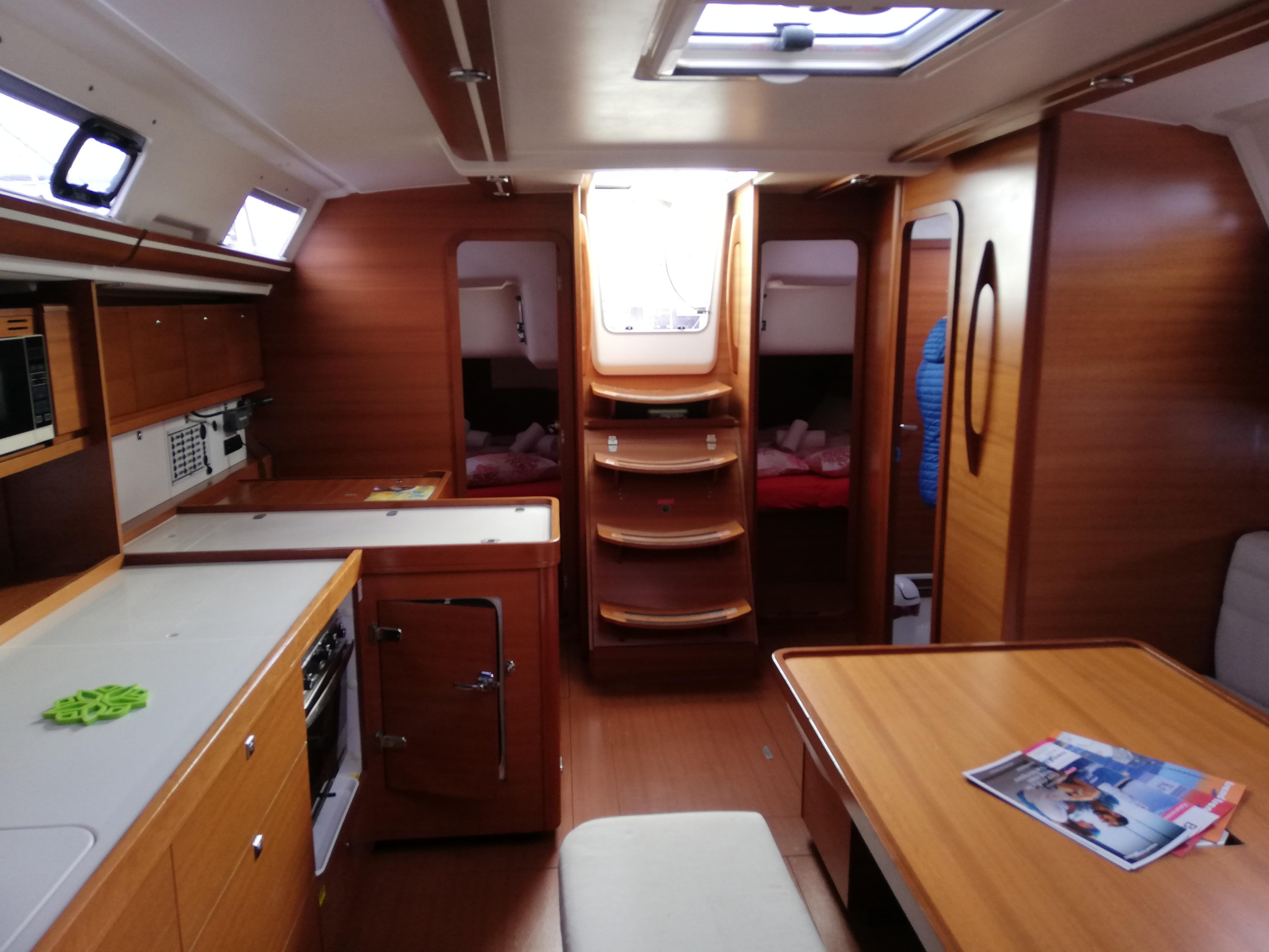 Dufour 450 Owner version — photo 10