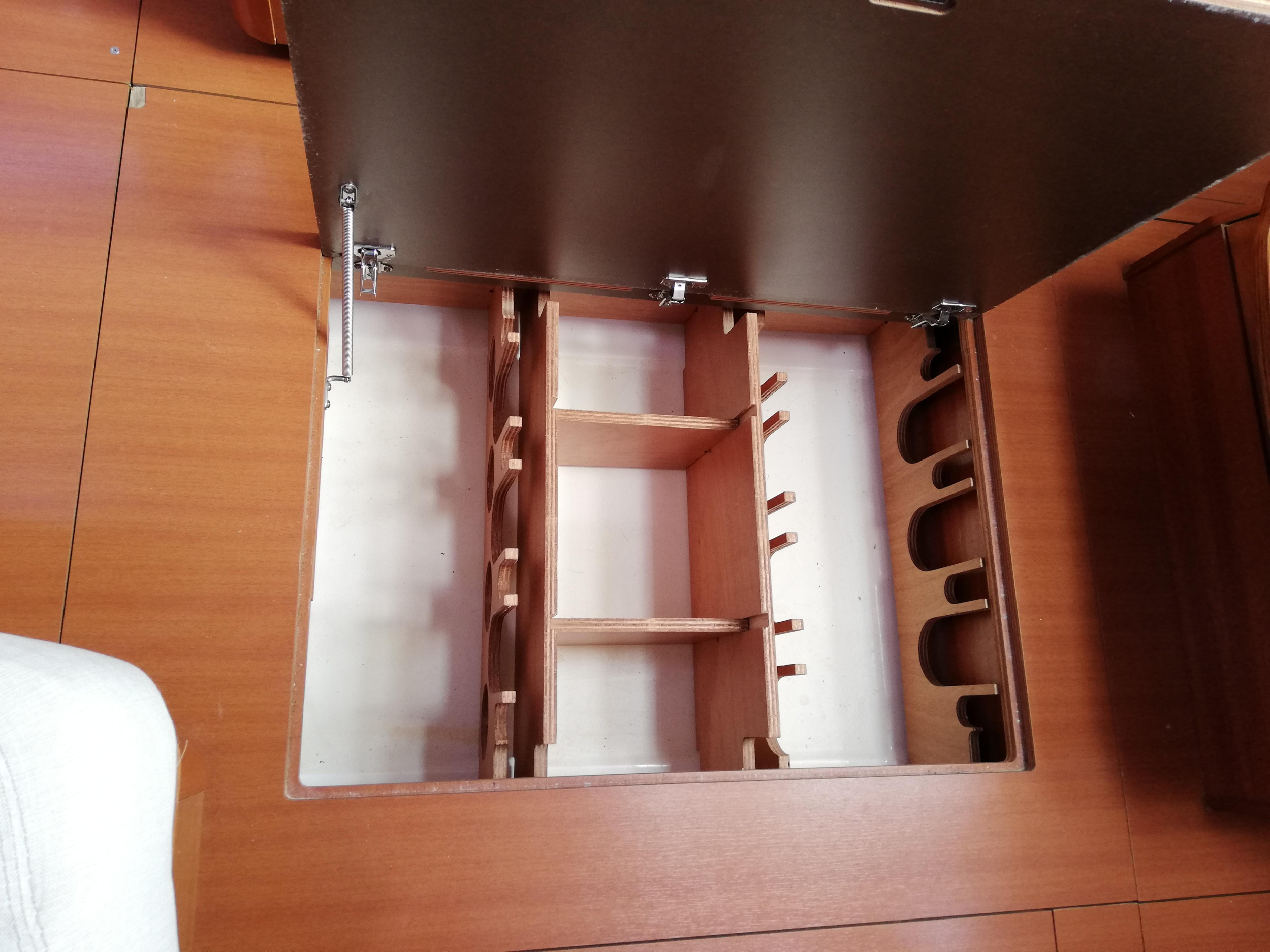 Dufour 450 Owner version — photo 11