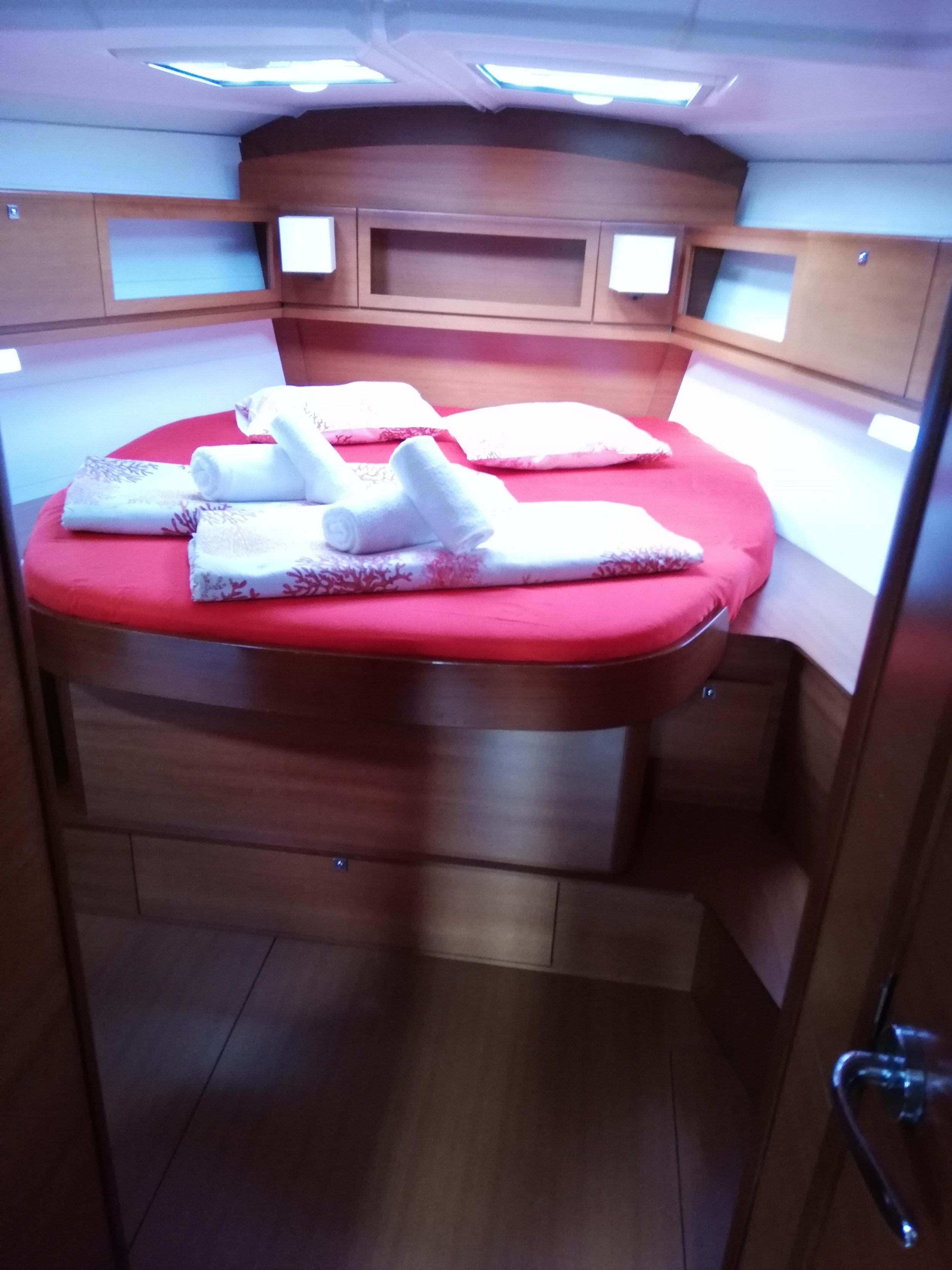 Dufour 450 Owner version — photo 12