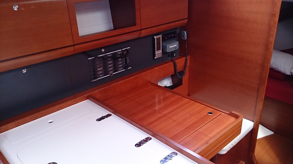 Dufour 405 RM — photo 10