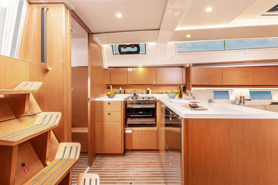Bavaria C45 Style — photo 4