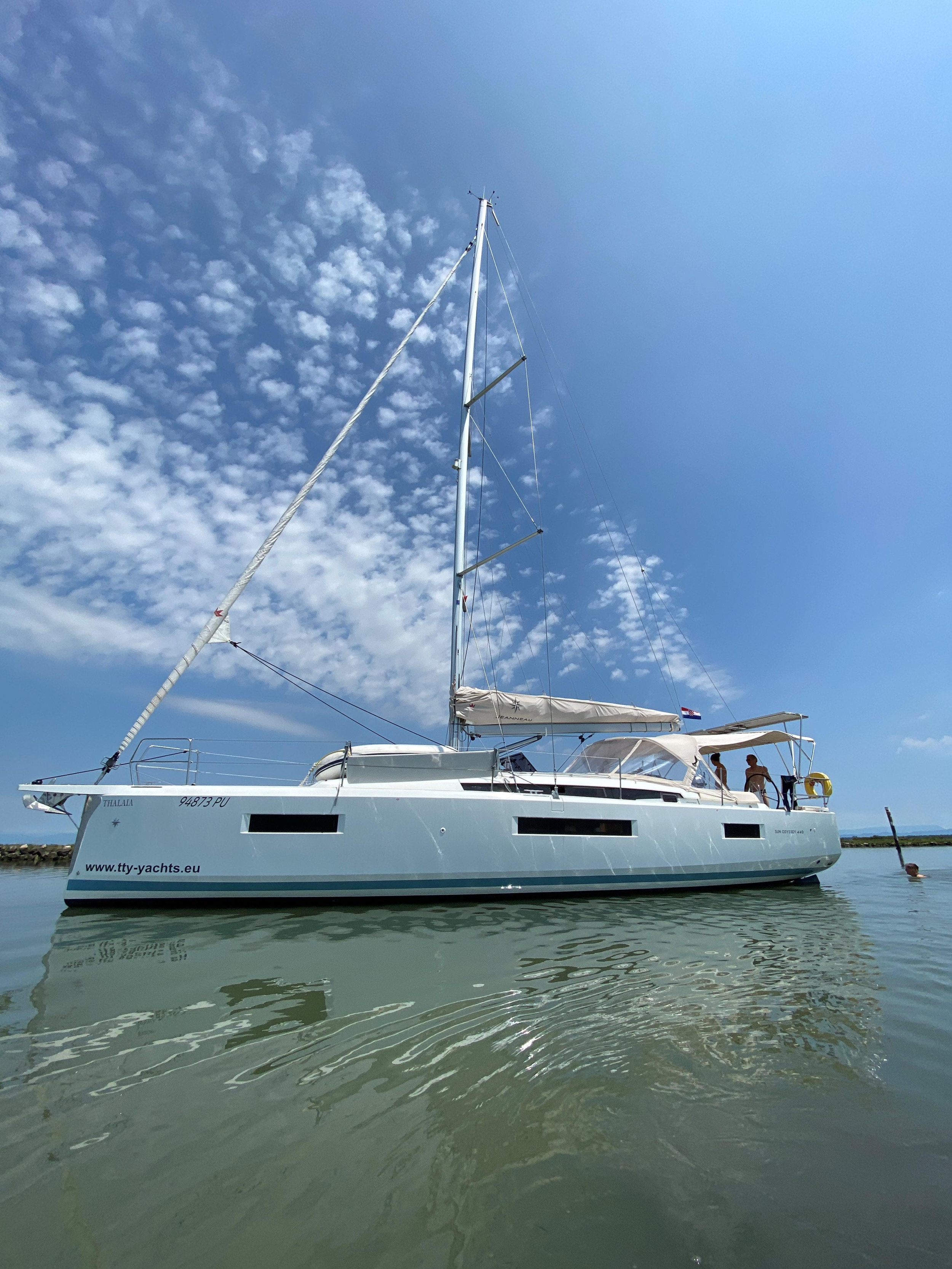 Sun Odyssey 440 / 4 cabins — photo 5