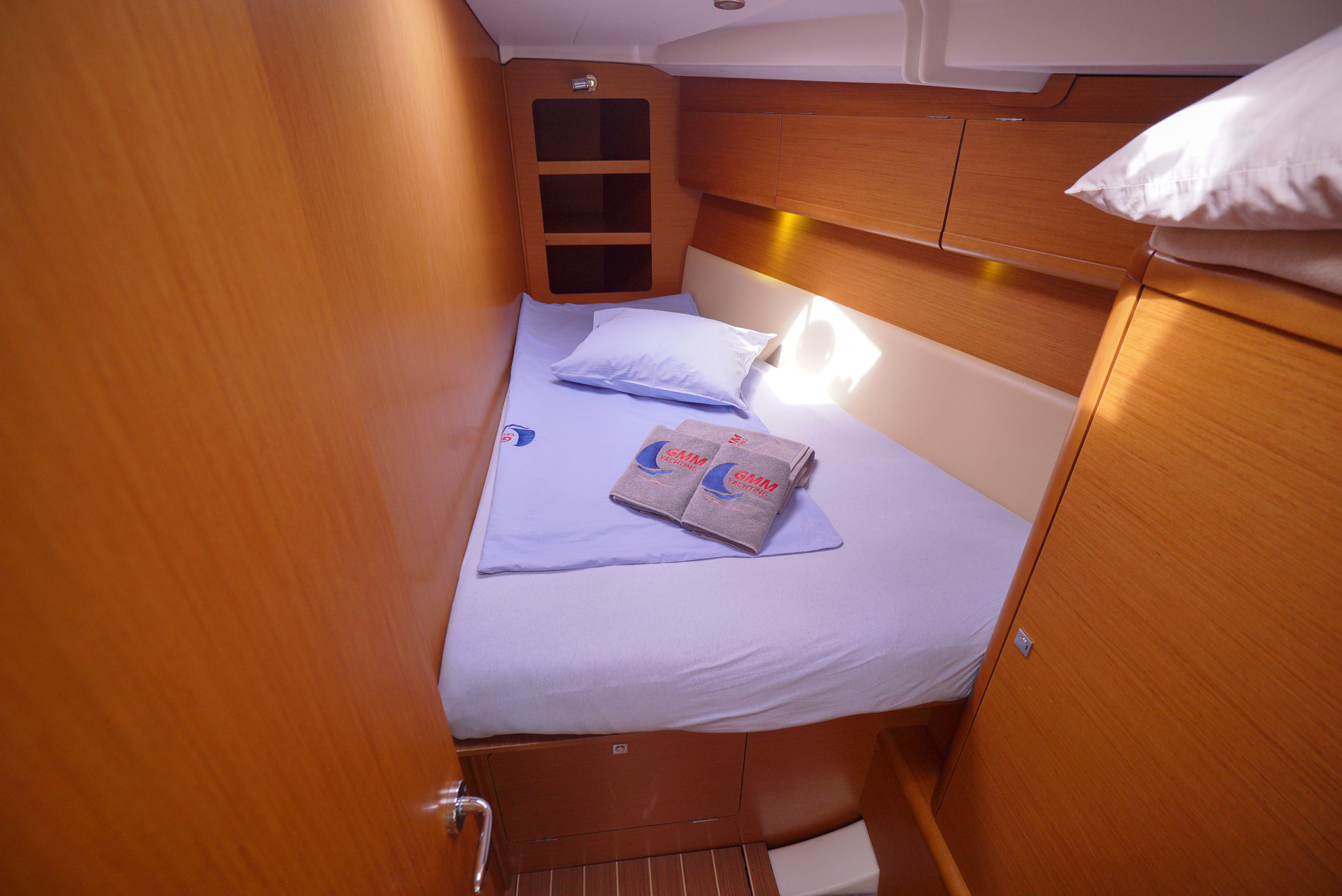 Sun Odyssey 44 i — photo 4