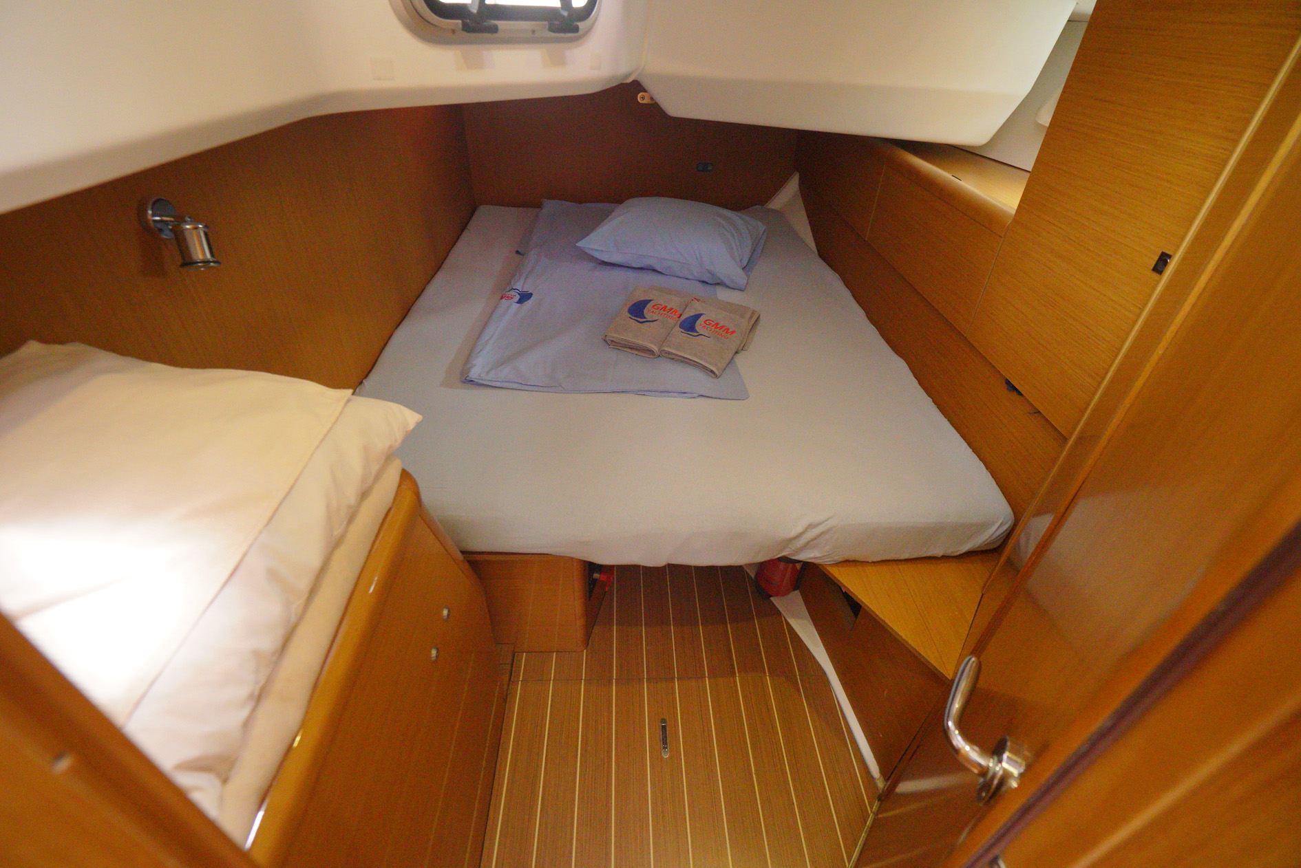 Sun Odyssey 44 i — photo 2